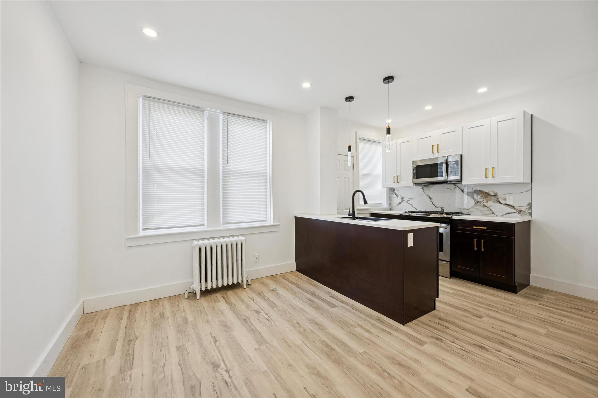 GERMANTOWN (EAST) - Residential
