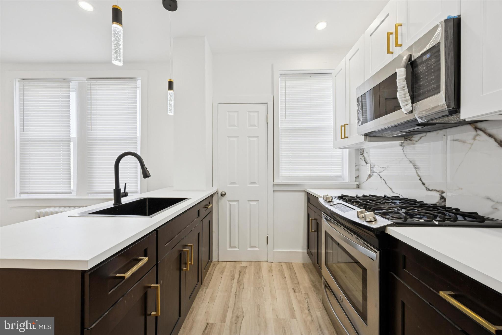 GERMANTOWN (EAST) - Residential