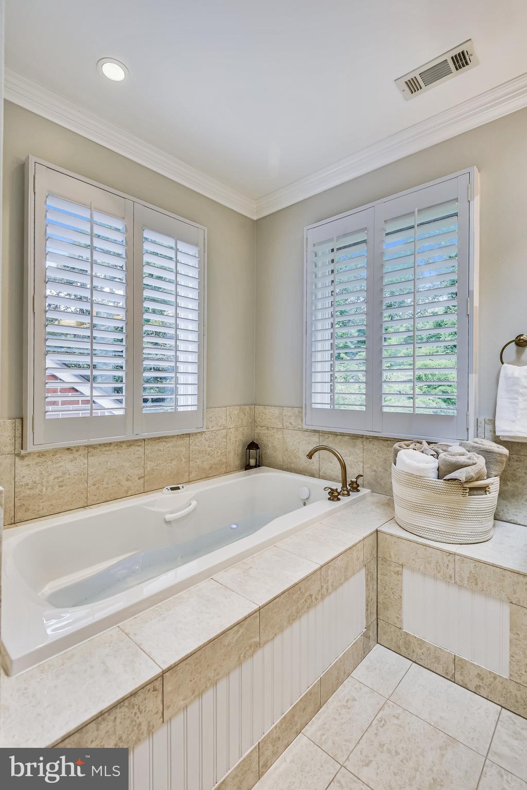 POPLAR POINT - Residential