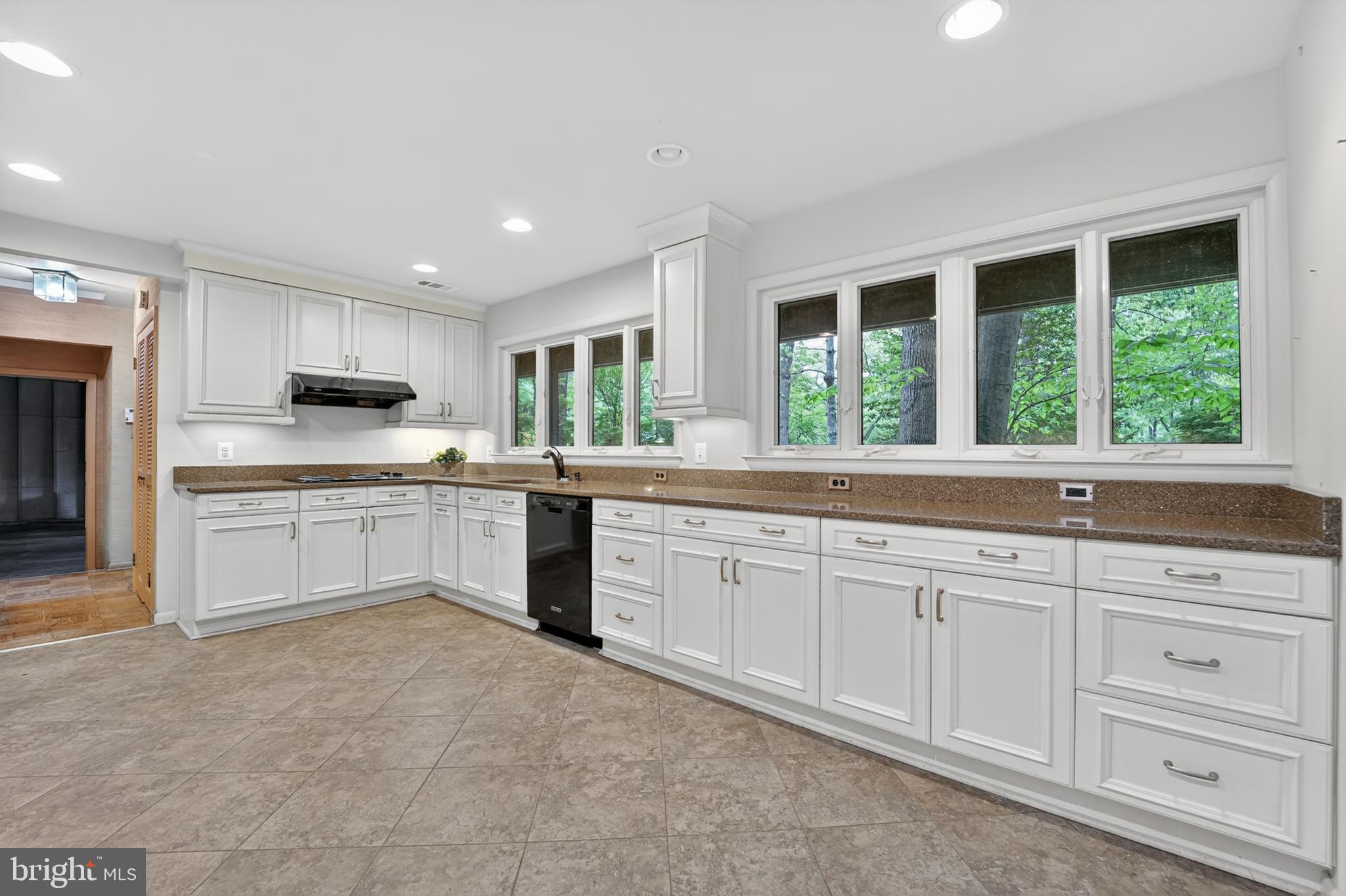 LONGFELLOW - Residential