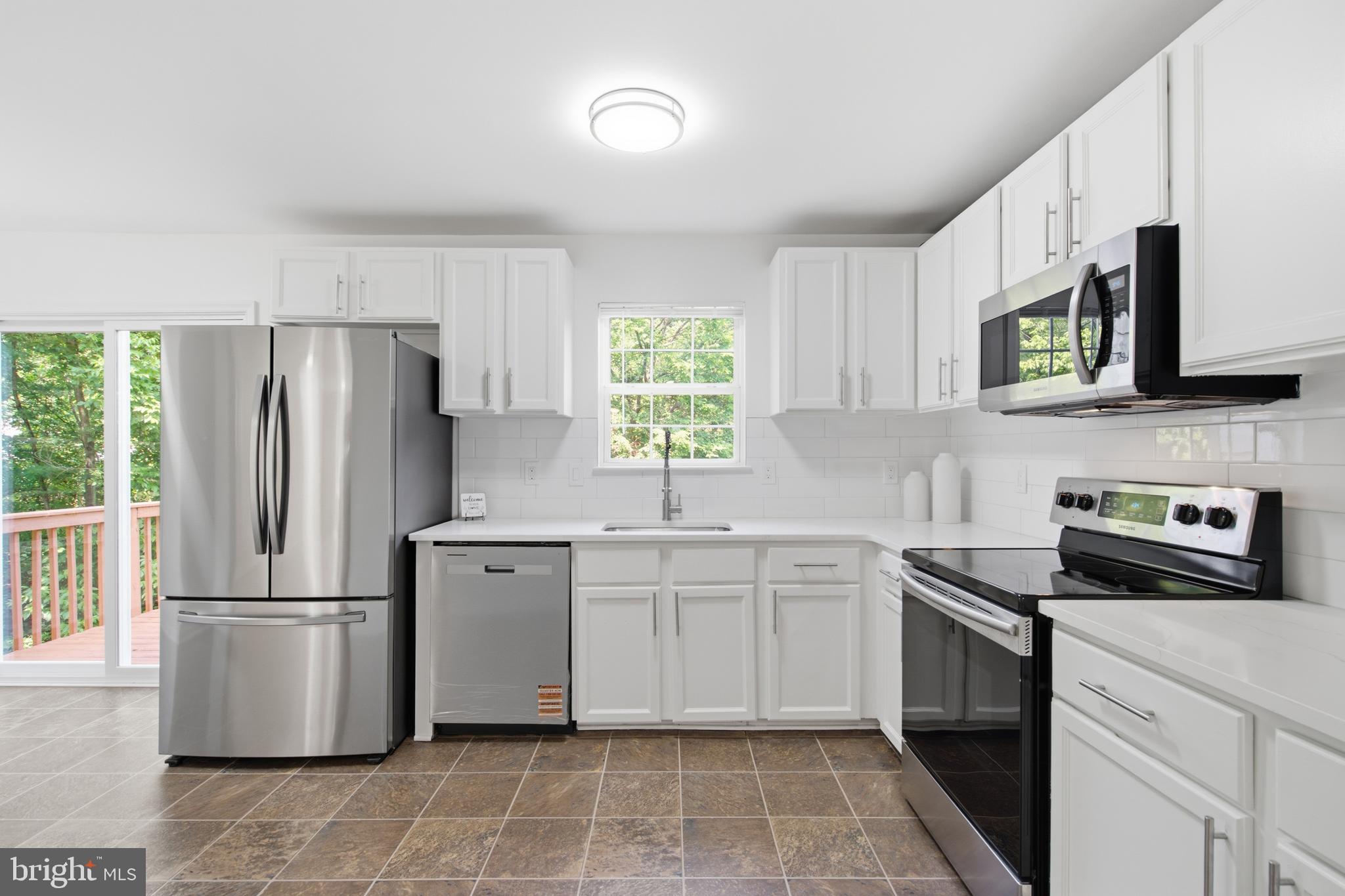 MOSBY RIDGE CONDO - Residential