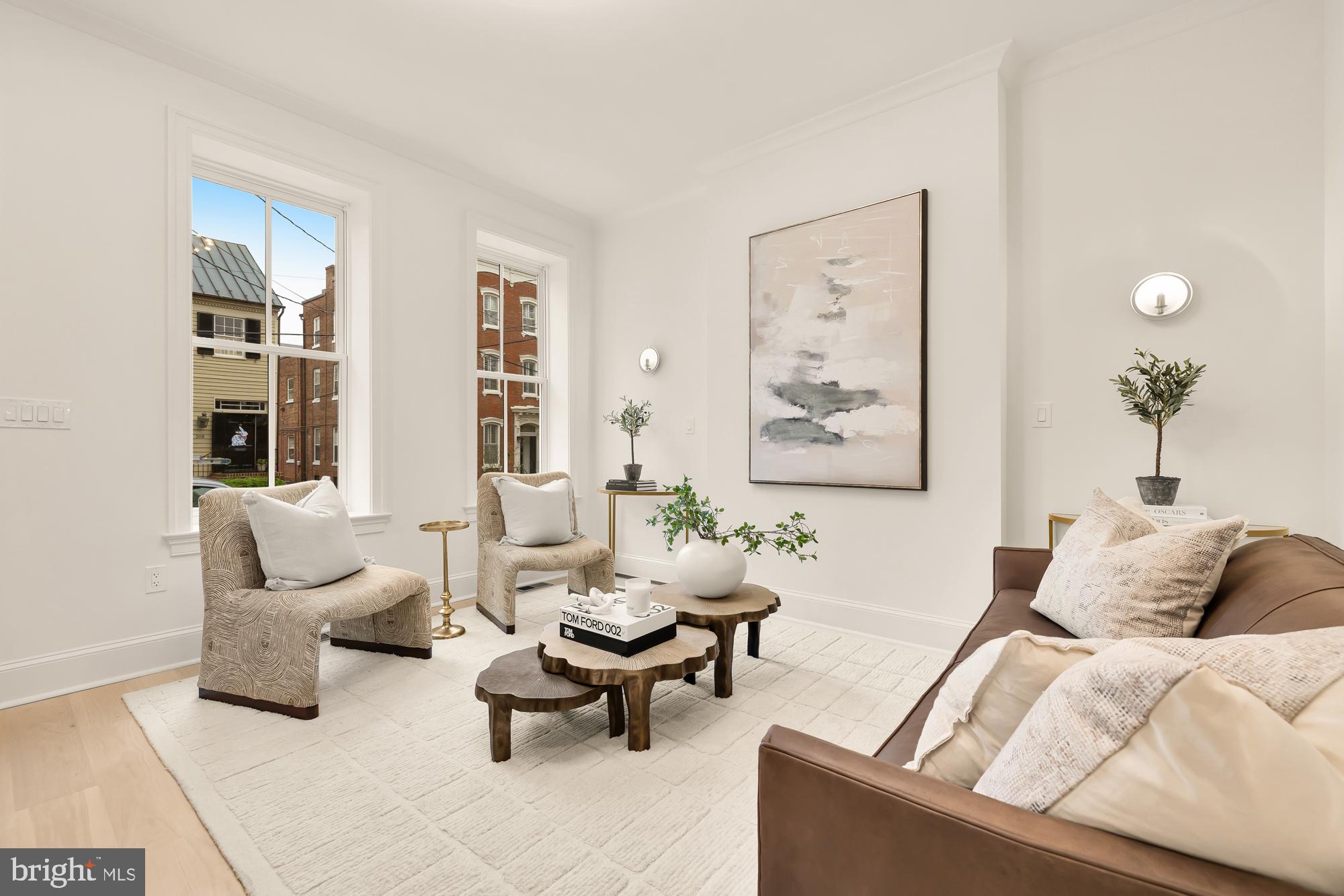 OLD TOWN ALEXANDRIA - Residential