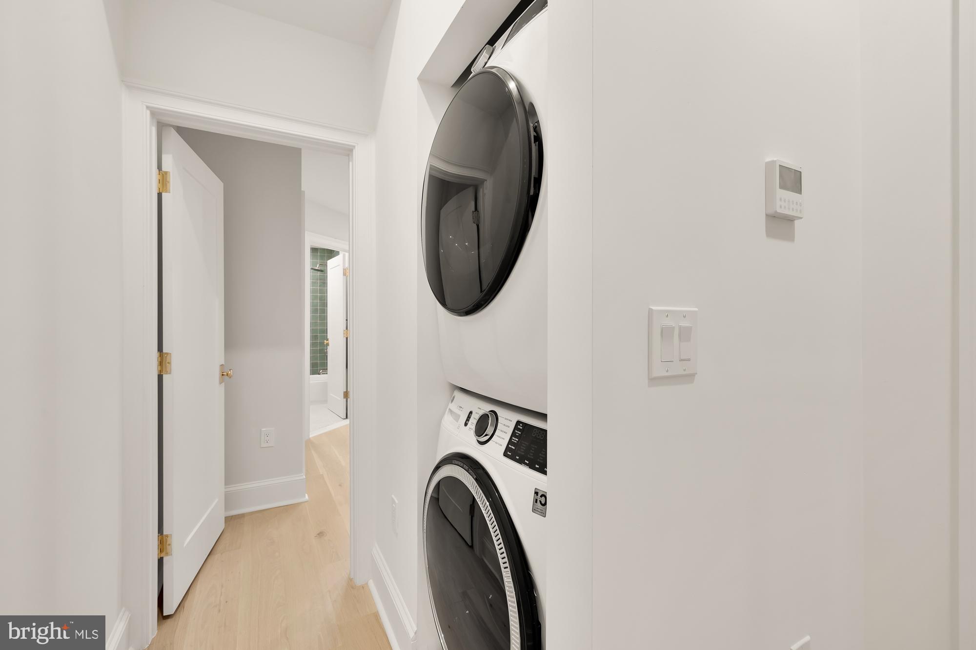 OLD TOWN ALEXANDRIA - Residential