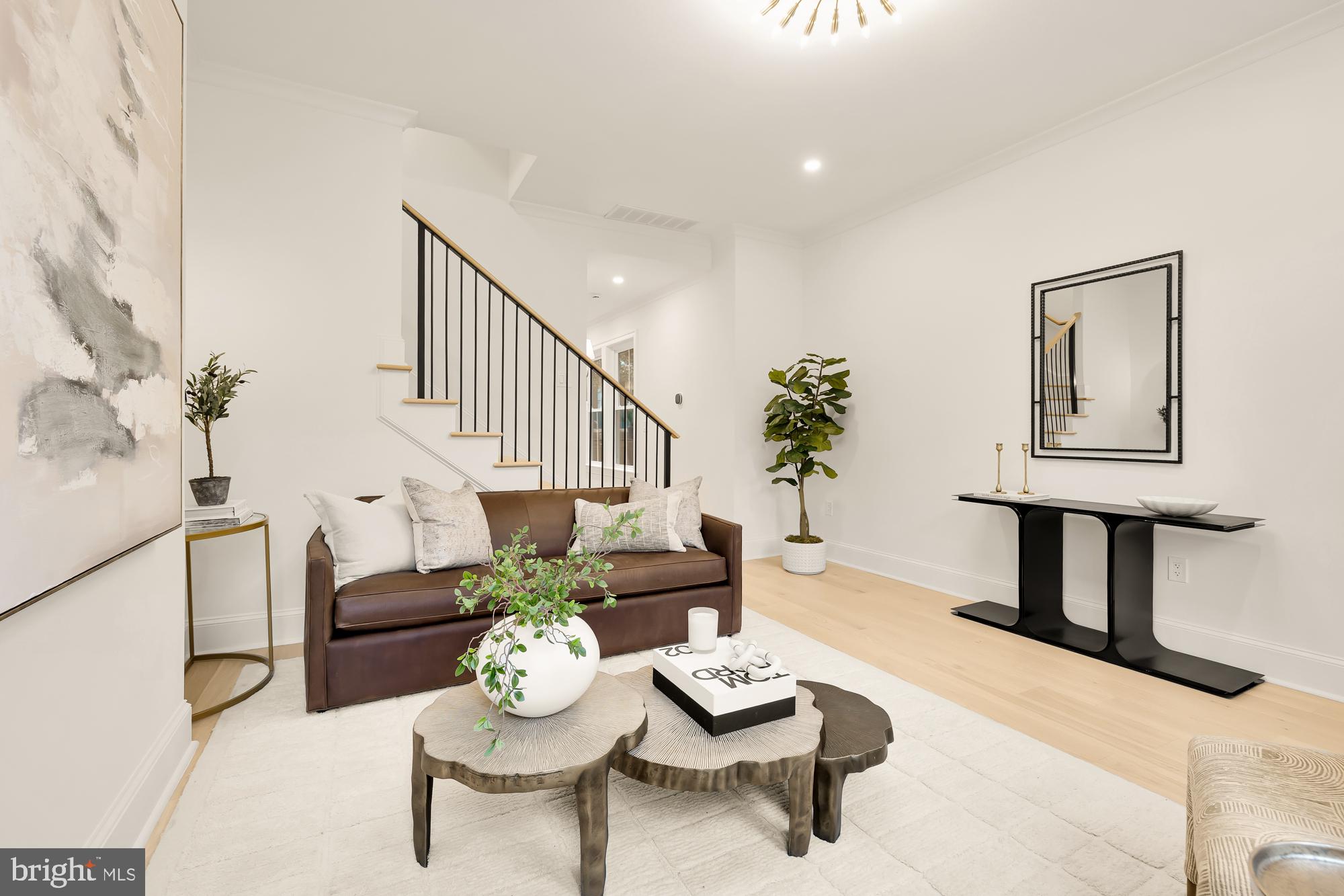 OLD TOWN ALEXANDRIA - Residential