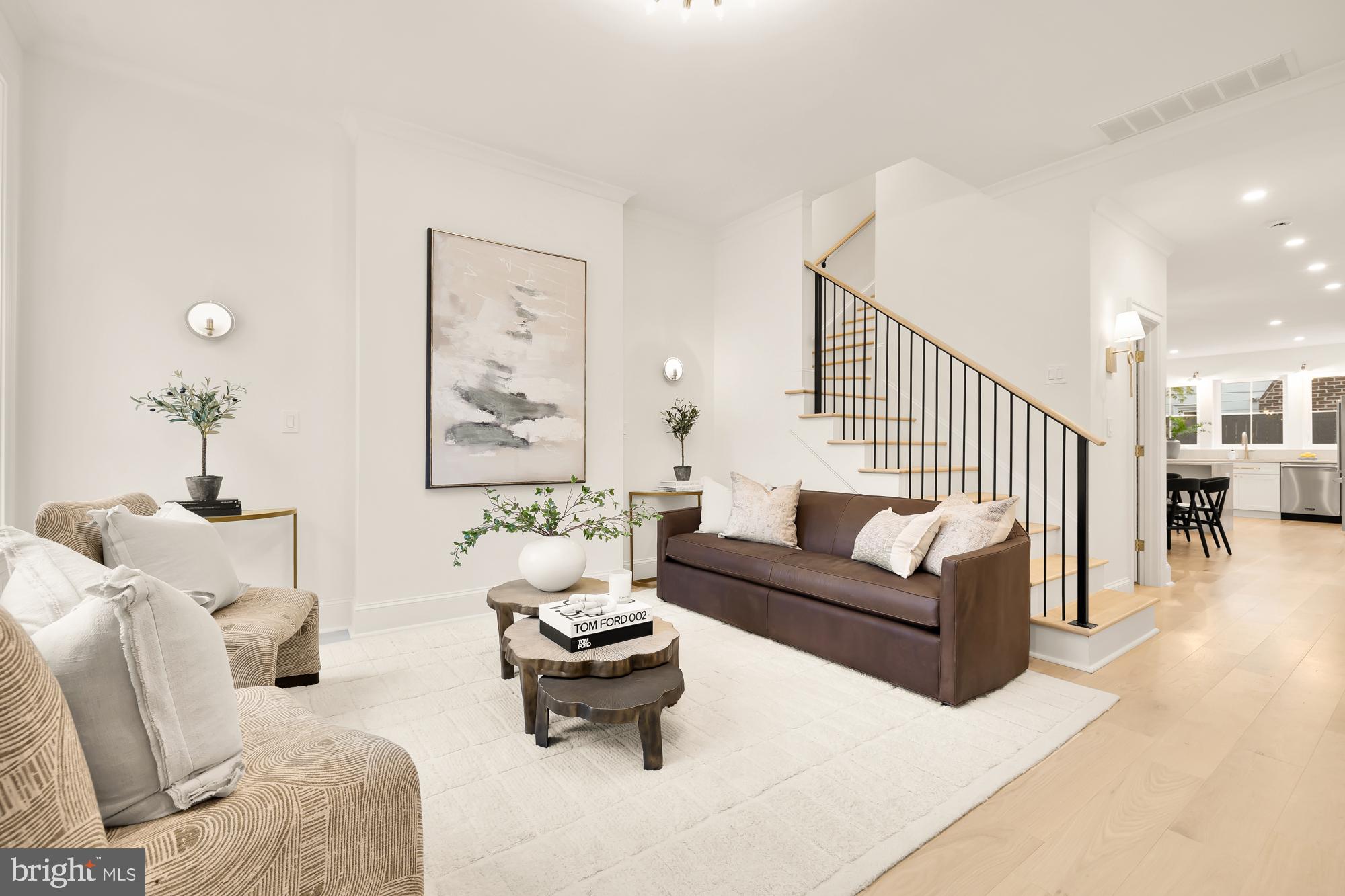 OLD TOWN ALEXANDRIA - Residential
