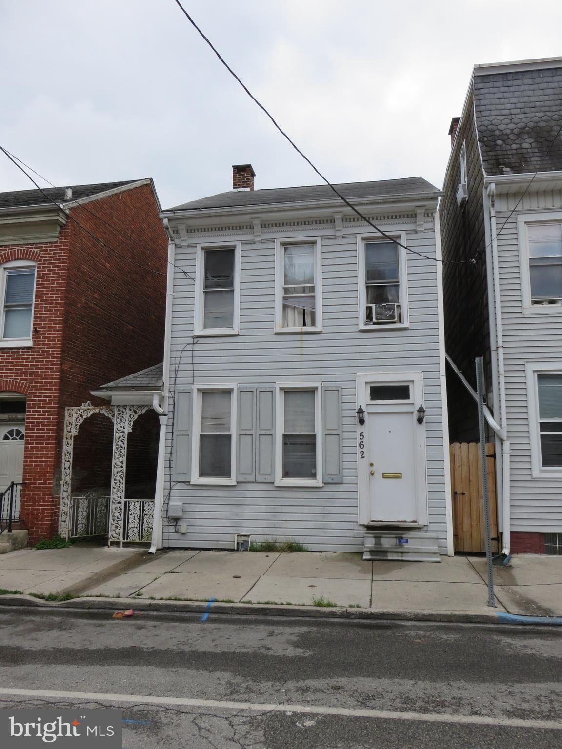 Detached 3 Bedroom, 1 Bath 1,256 Sq Ft 2.5 Story. Investor's Looking for a Great Rental/ Flip ??Or Can be a  Great Owner Occupied home in need up Up-Dating/Renovation's. Living Room Open to Large Dining room 11 X 16 (Could be a 1st Floor Family Room) and Kitchen with Dining Area.  3 Bedrooms and 1 Bath on 2nd Floor. 3rd Floor has Walk up Attic, and There is a Full unfinished Basement both Ideal for Storage. Property is Sold "WHERE IS" "AS IS". Its hard to find a Detached Home with this much Space, Large Level Rear Yard and just a Five Block walk to the Heart of the City. No FHA/VA Financing Available for this Property. Owner will only consider Cash Or Conventional Financing.
