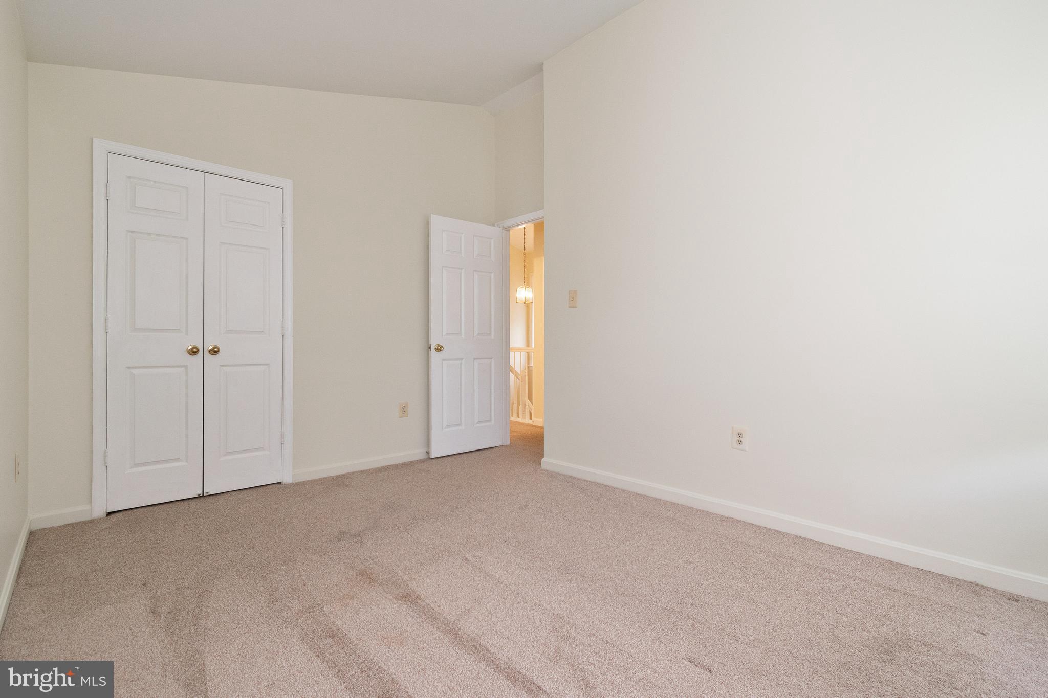 WOODVIEW VILLAGE WEST - Residential Lease