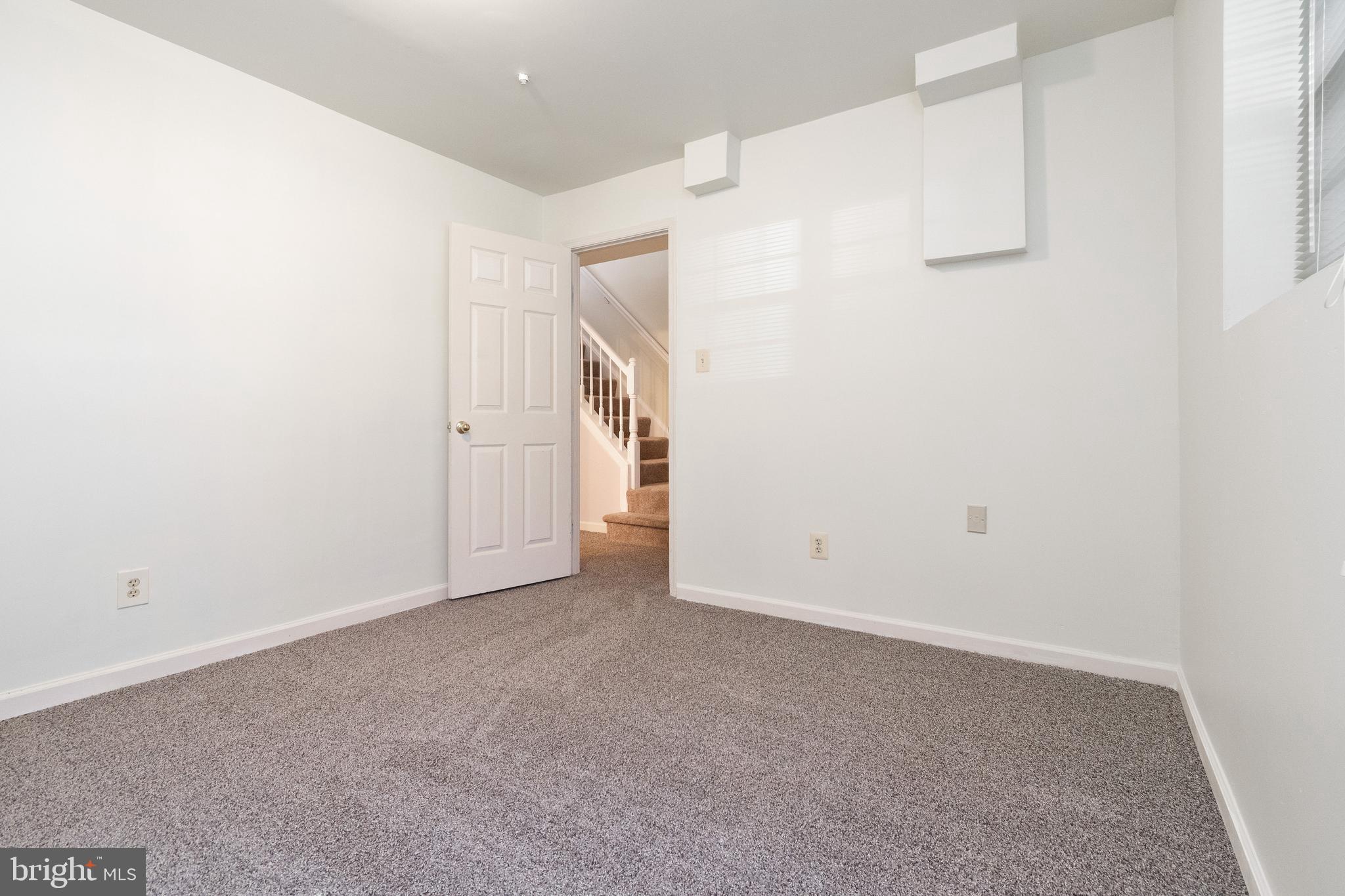 WOODVIEW VILLAGE WEST - Residential Lease