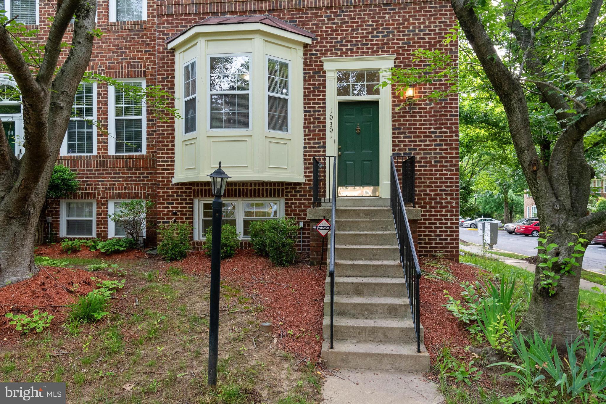 WOODVIEW VILLAGE WEST - Residential Lease