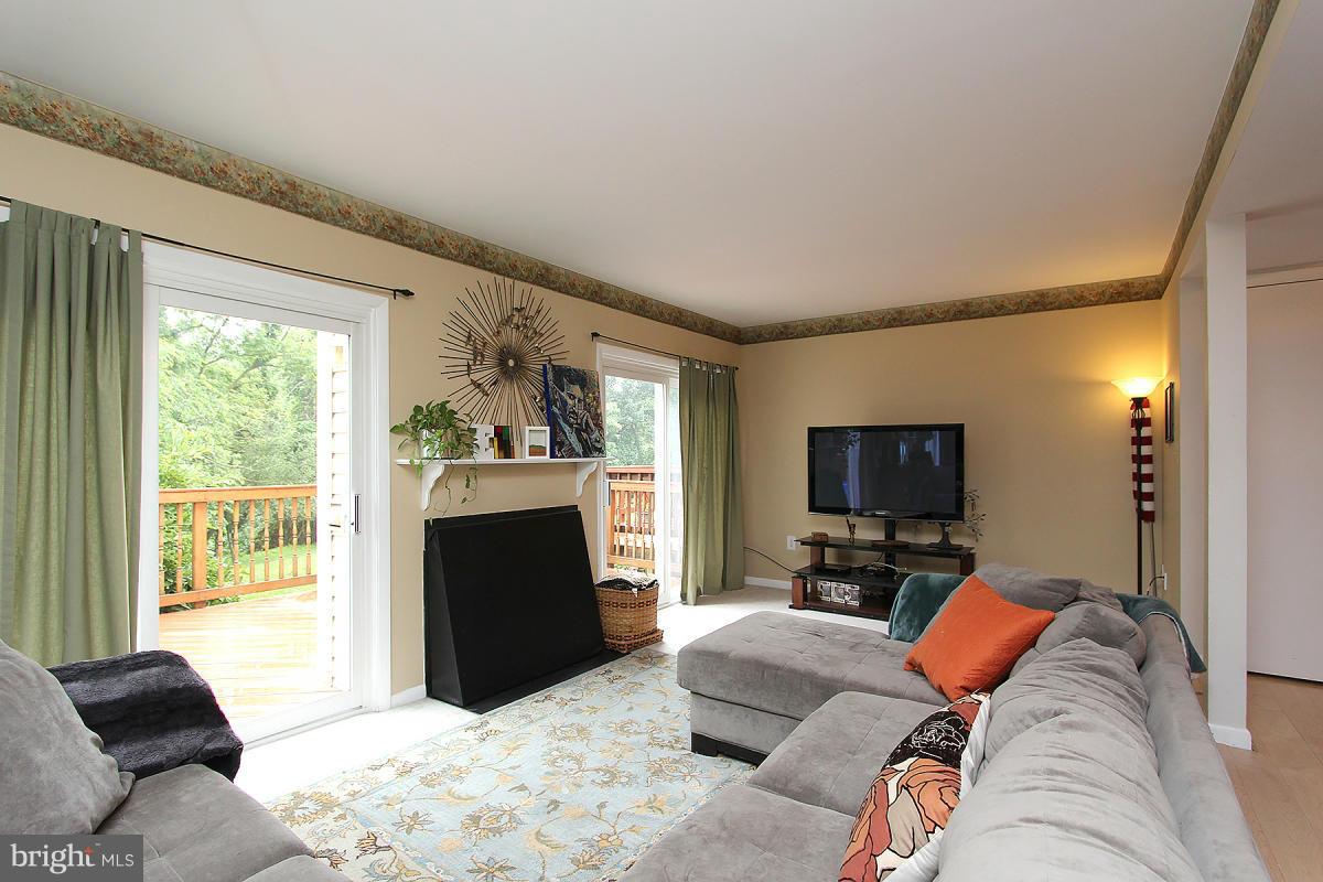 SENECA PARK - Residential