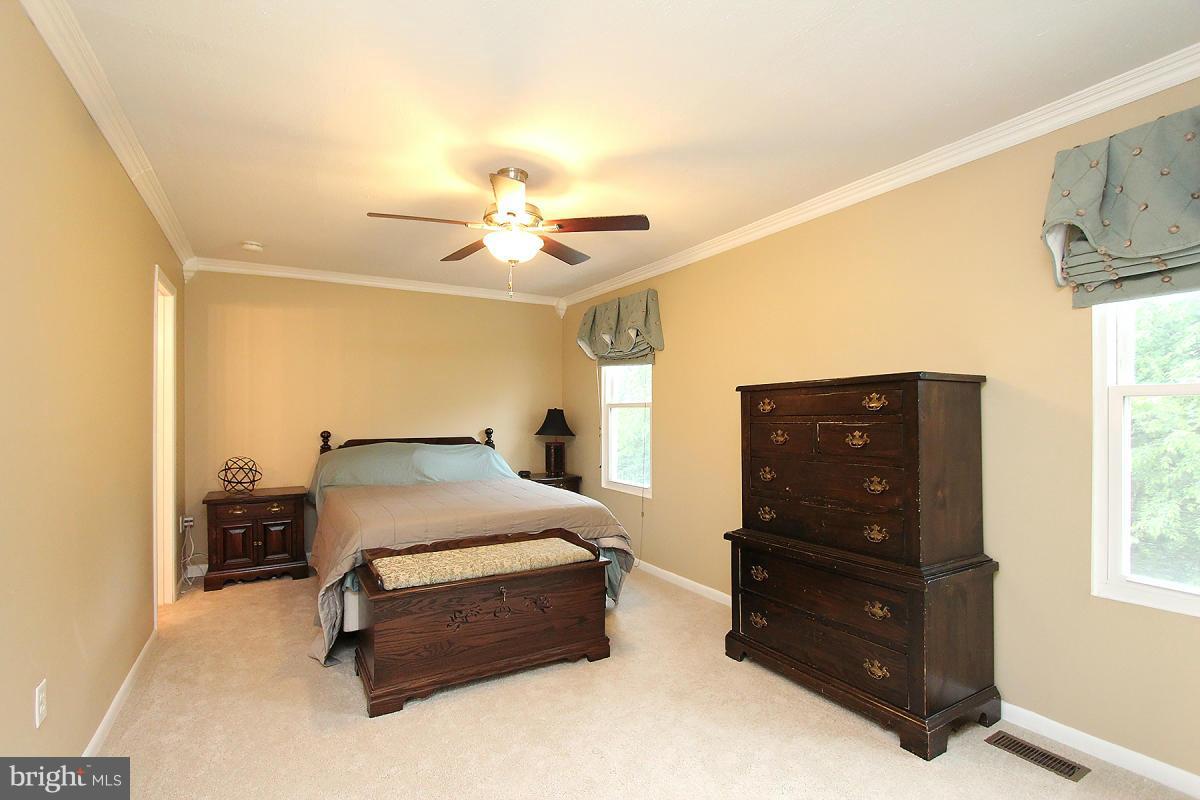 SENECA PARK - Residential