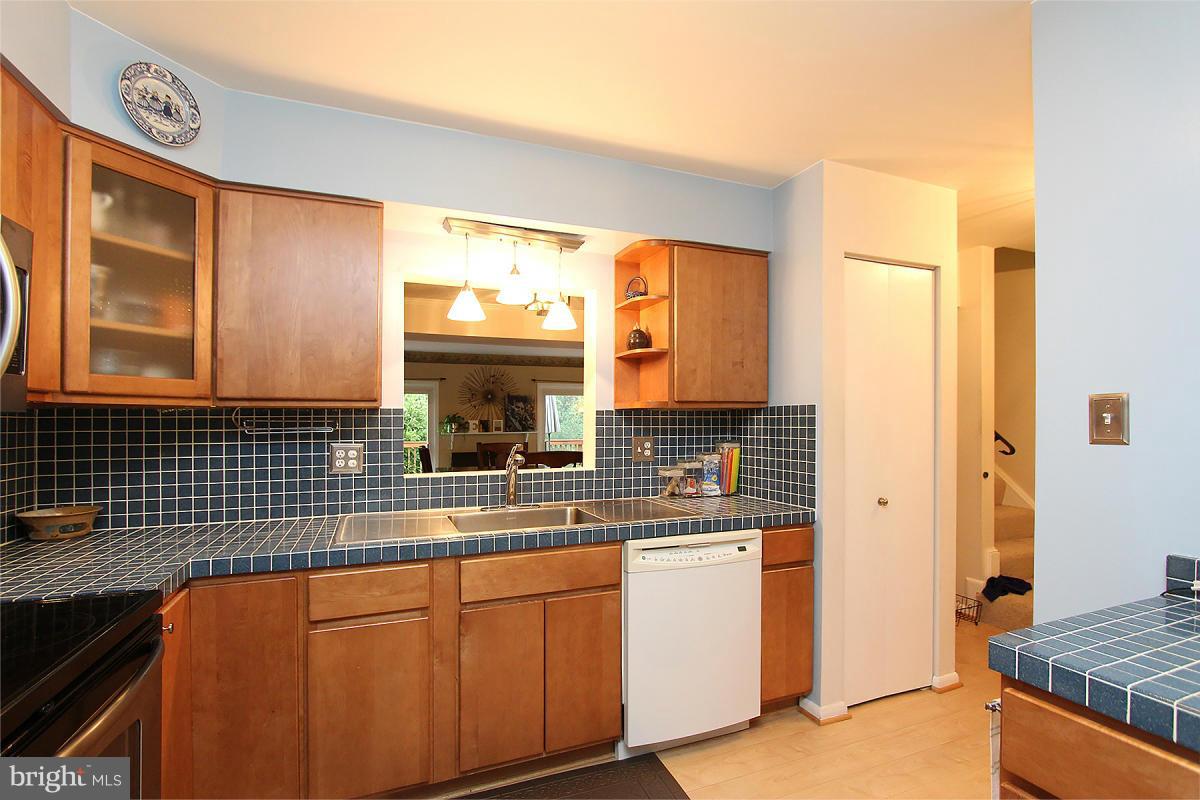 SENECA PARK - Residential