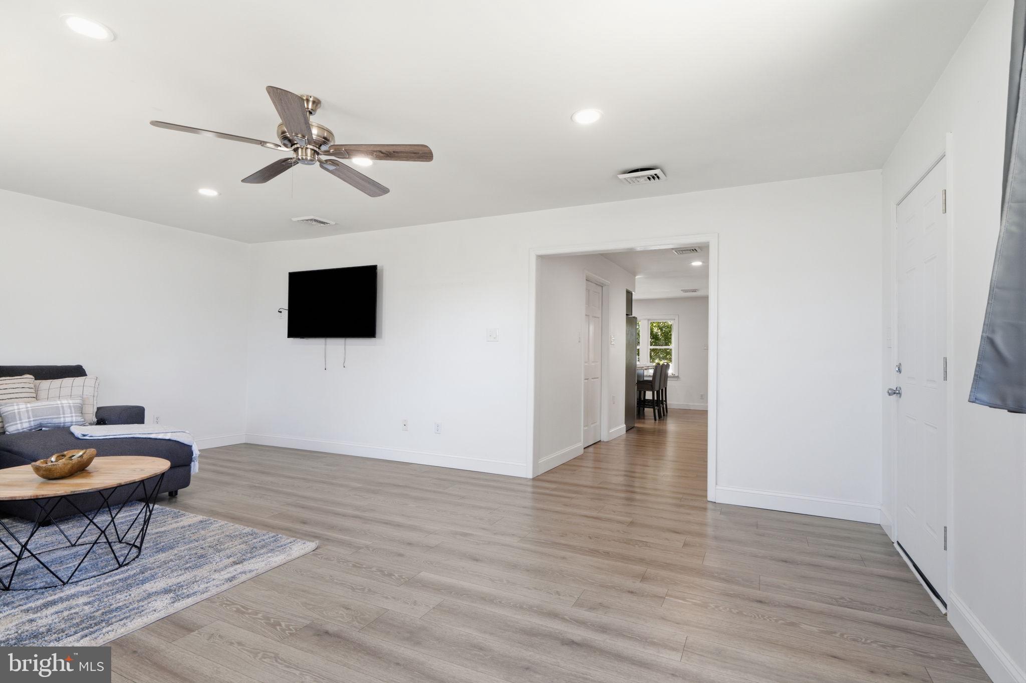 FAIRLESS HILLS - Residential