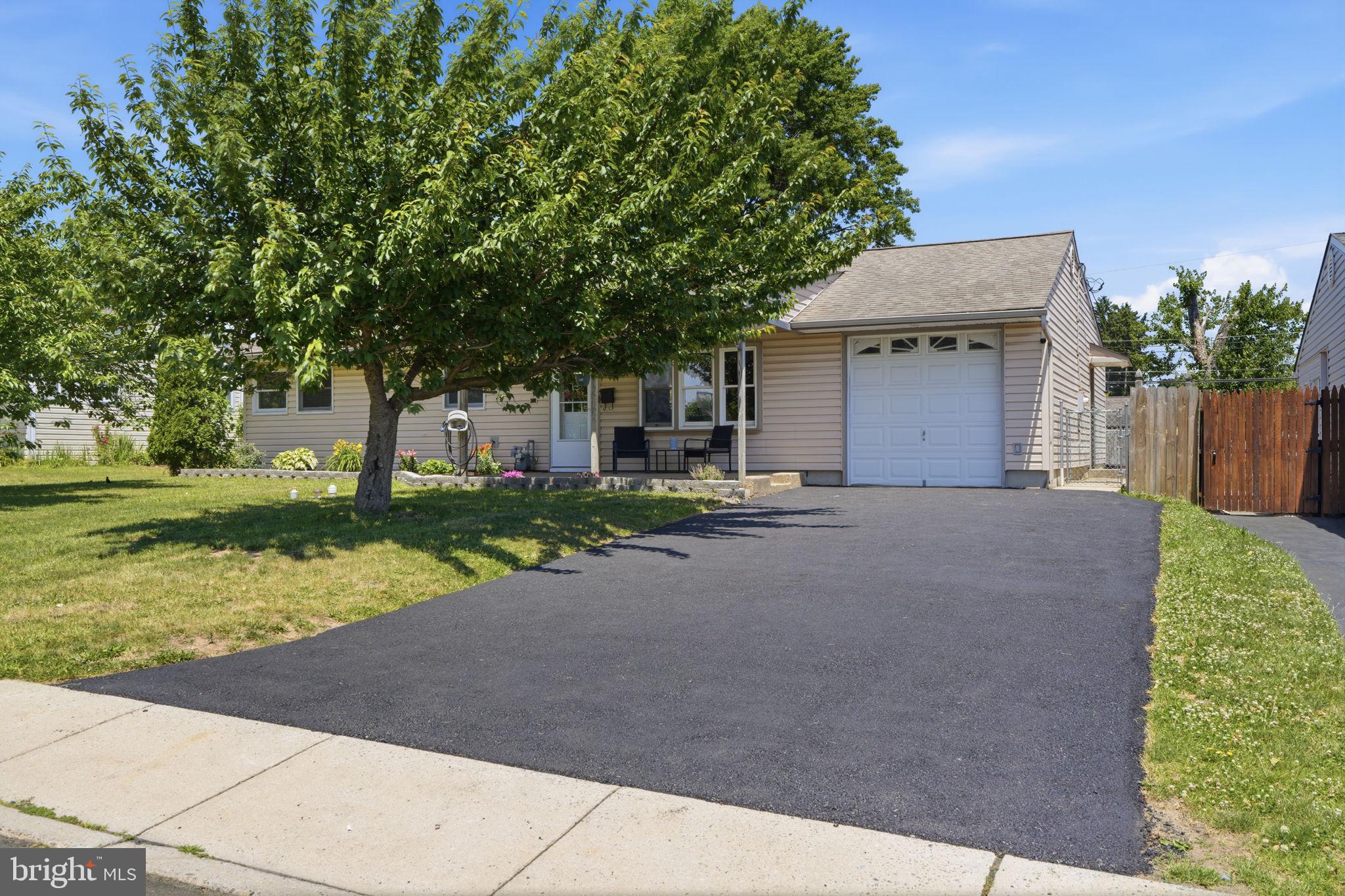 FAIRLESS HILLS - Residential