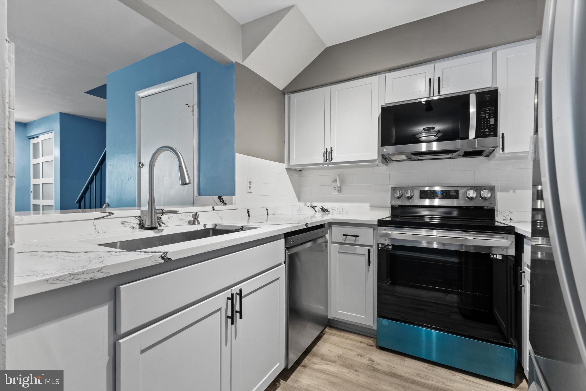 TANGLEWOOD - Residential