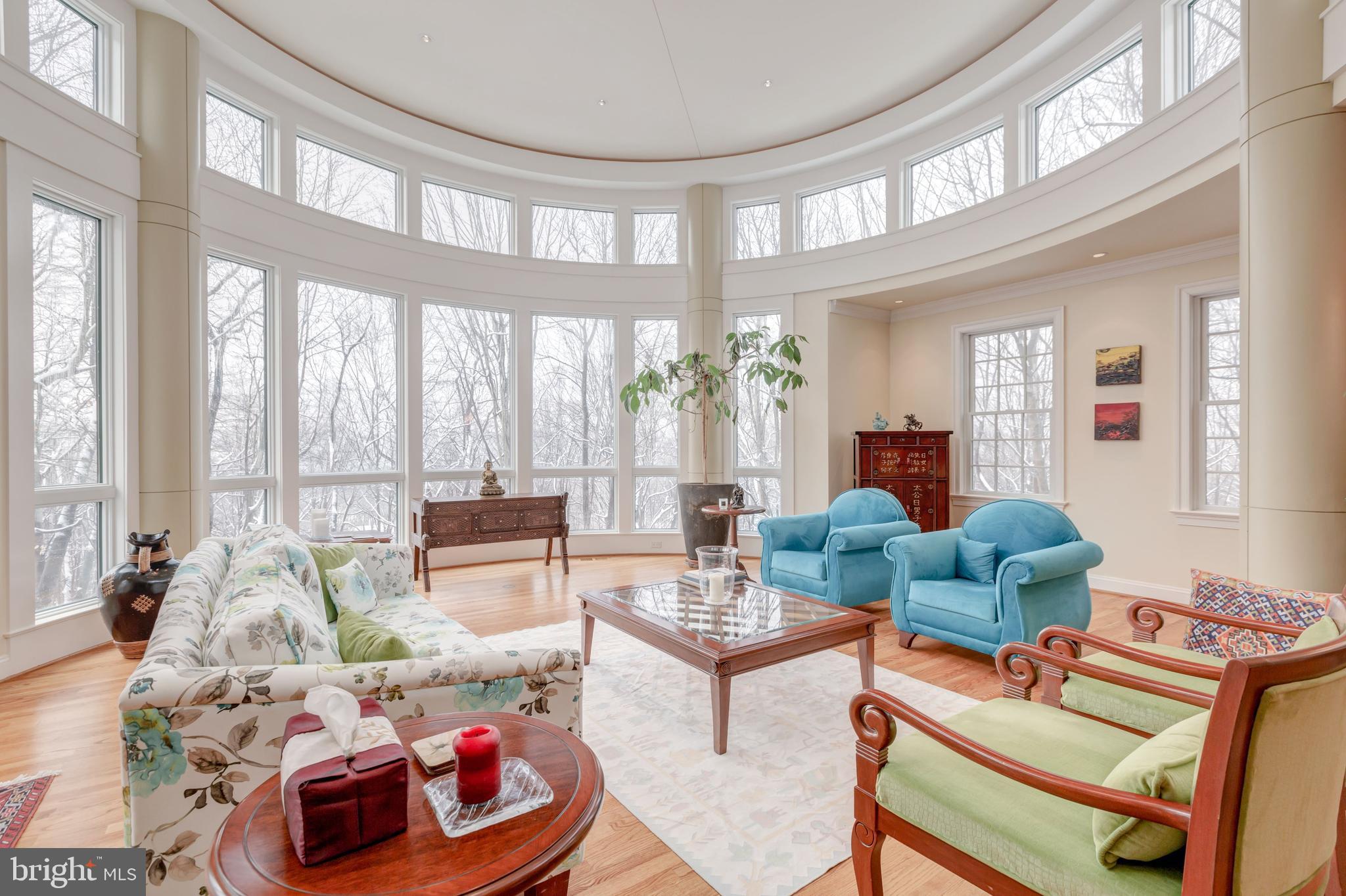 RIVER FALLS - Residential