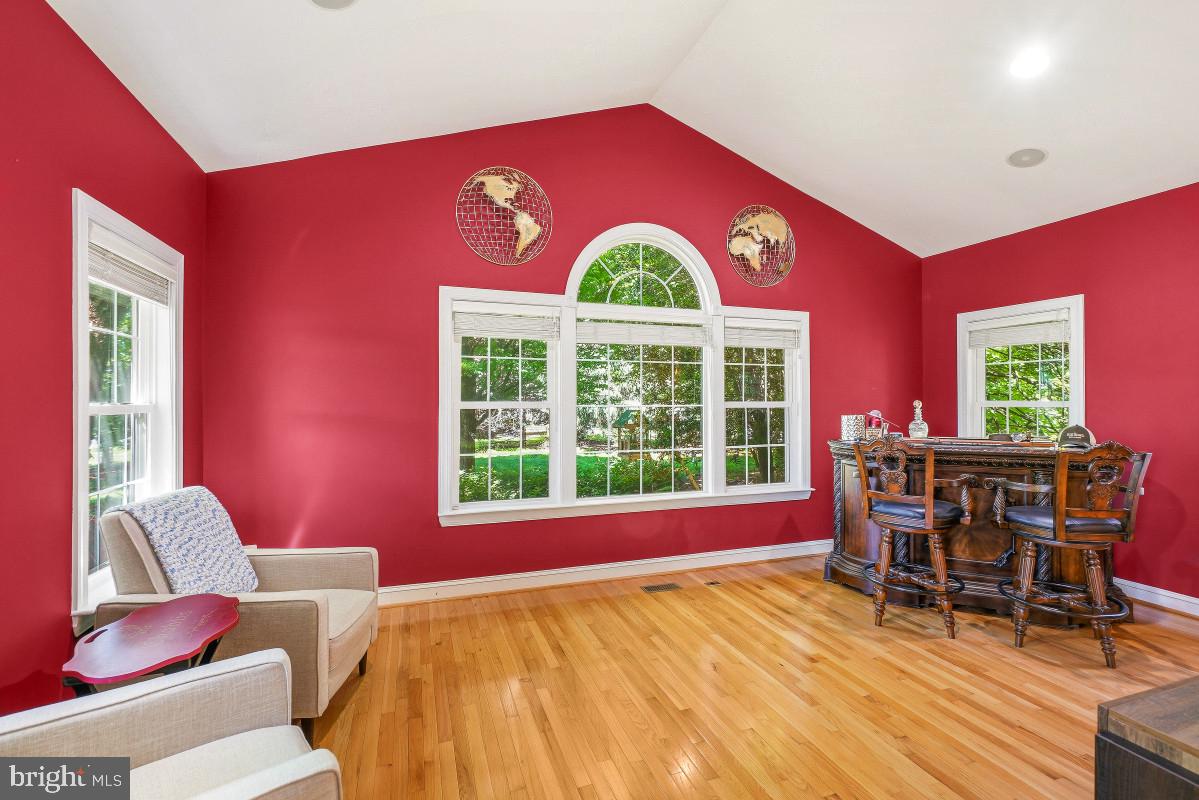 SAFFELL PROPERTY - Residential