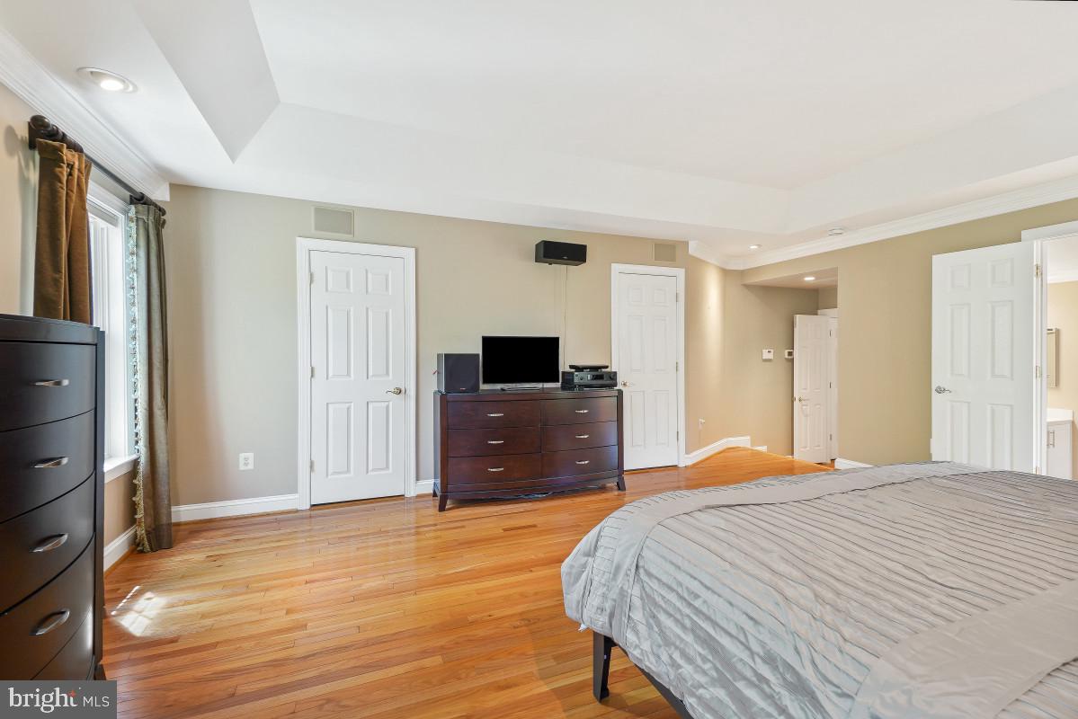 SAFFELL PROPERTY - Residential