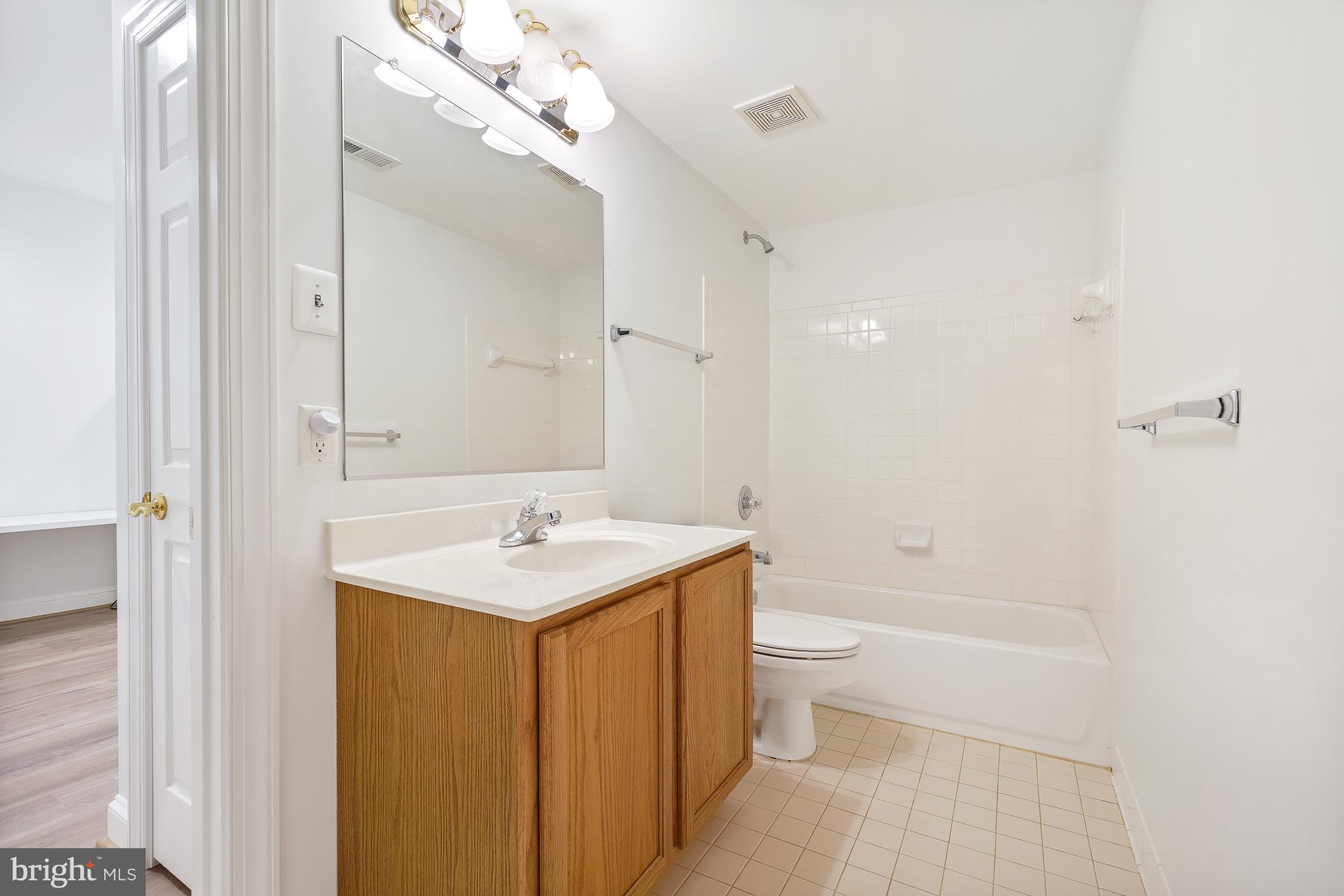 SAFFELL PROPERTY - Residential