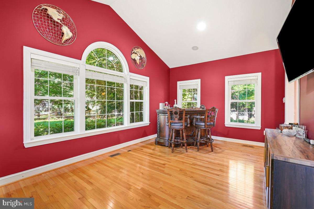SAFFELL PROPERTY - Residential