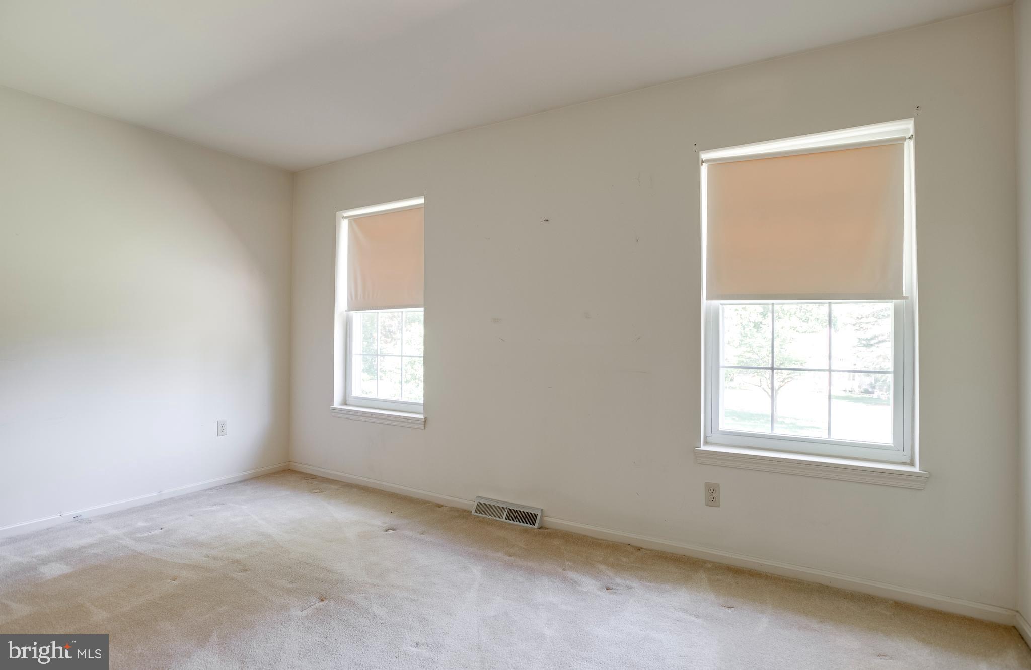 WARRENTON LAKES - Residential