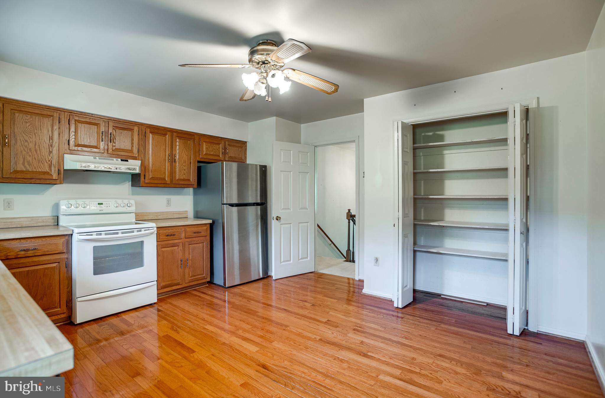 WARRENTON LAKES - Residential