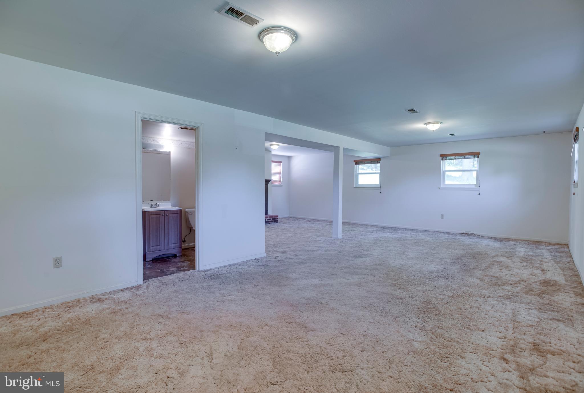 WARRENTON LAKES - Residential