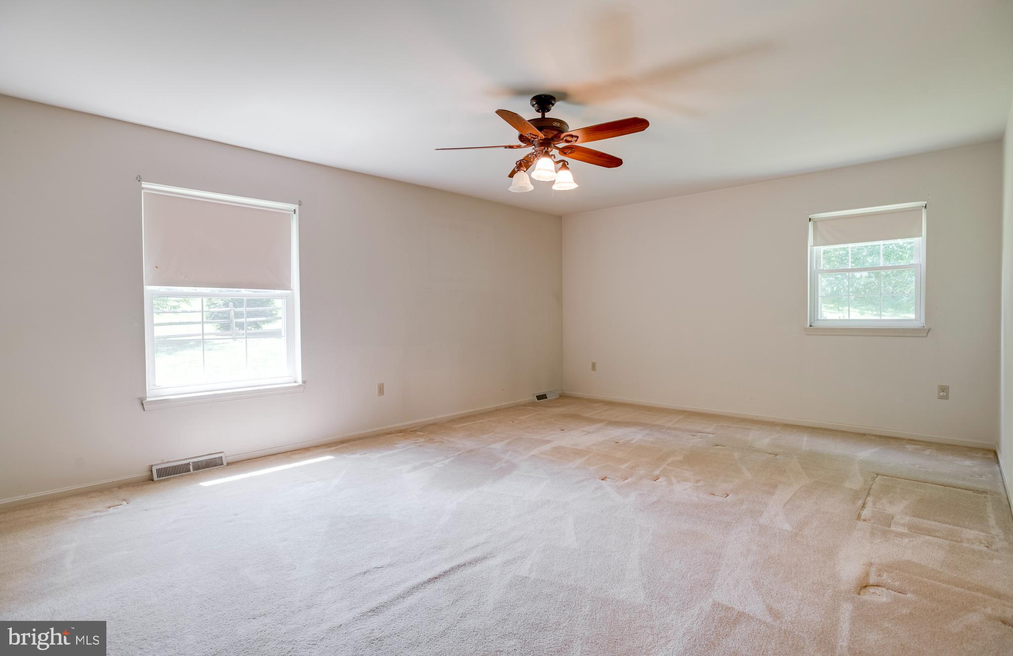 WARRENTON LAKES - Residential