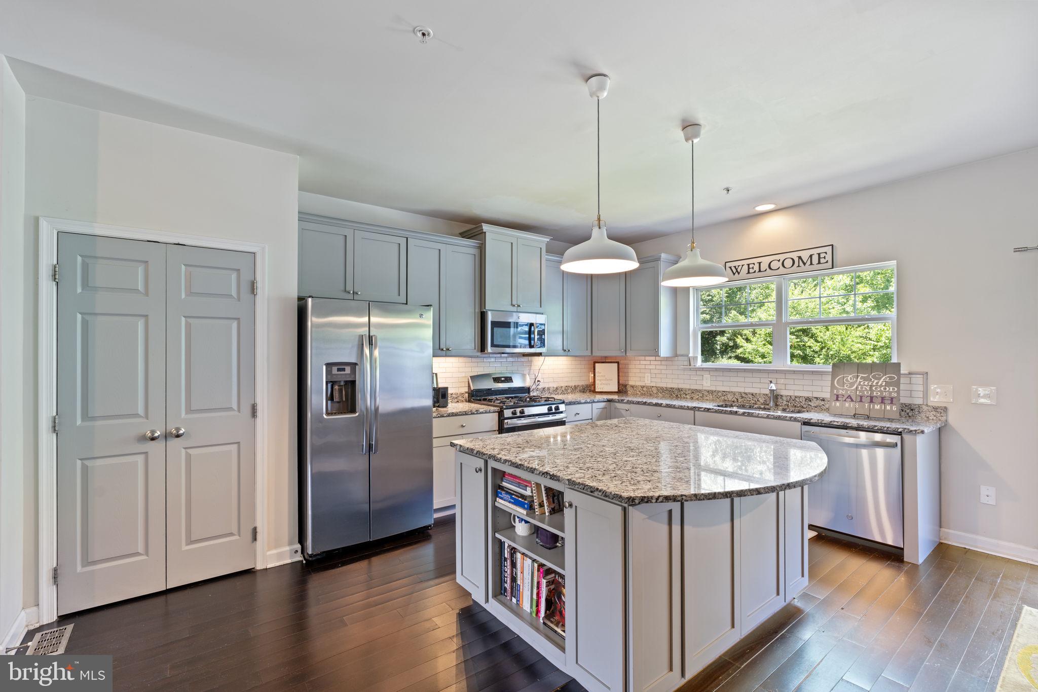 OAK TREE LANDING - Residential