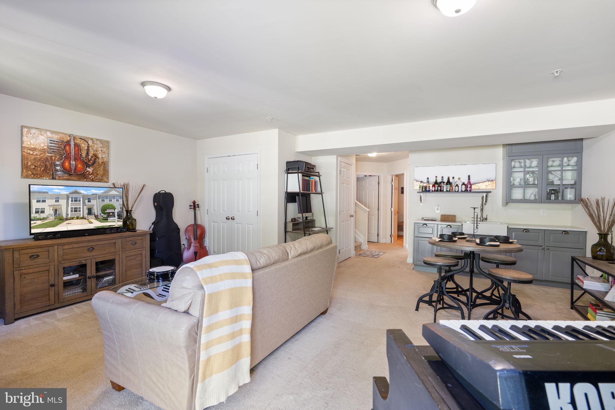 OAK TREE LANDING - Residential