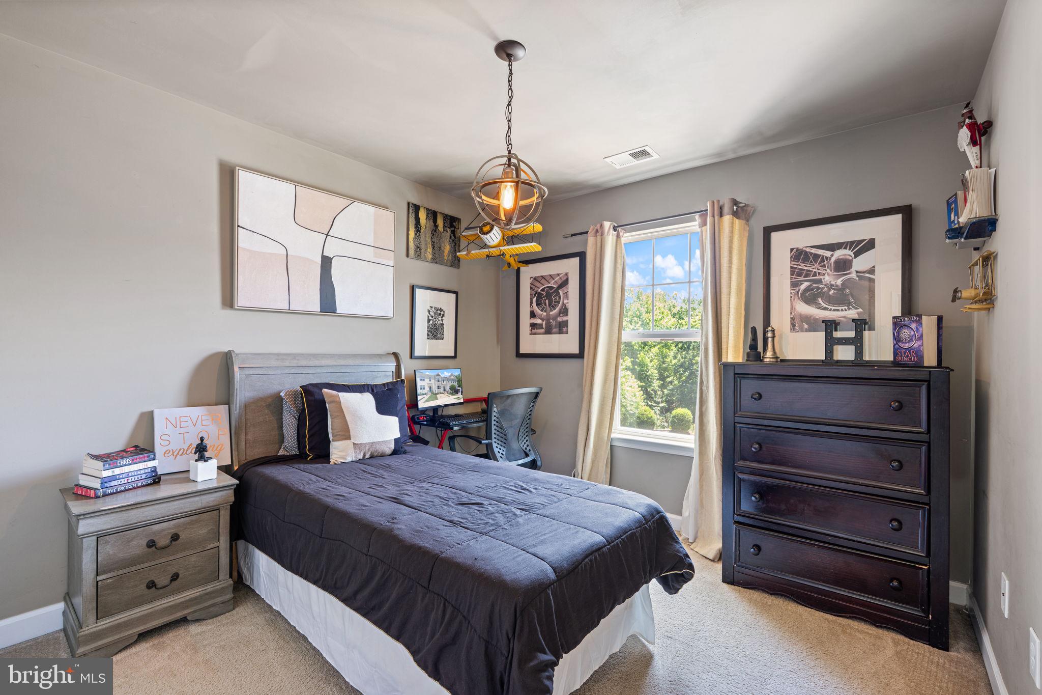 OAK TREE LANDING - Residential