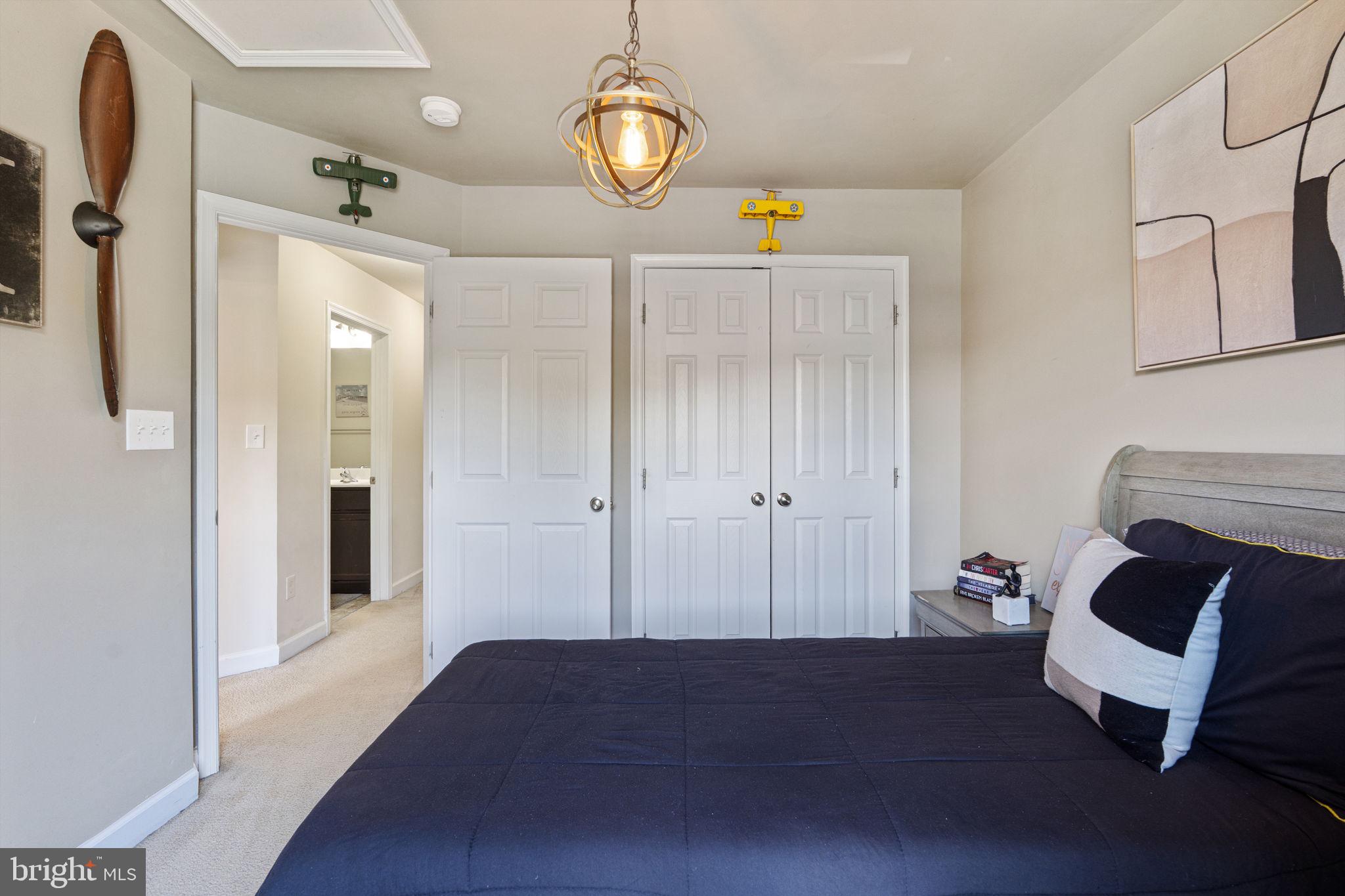 OAK TREE LANDING - Residential
