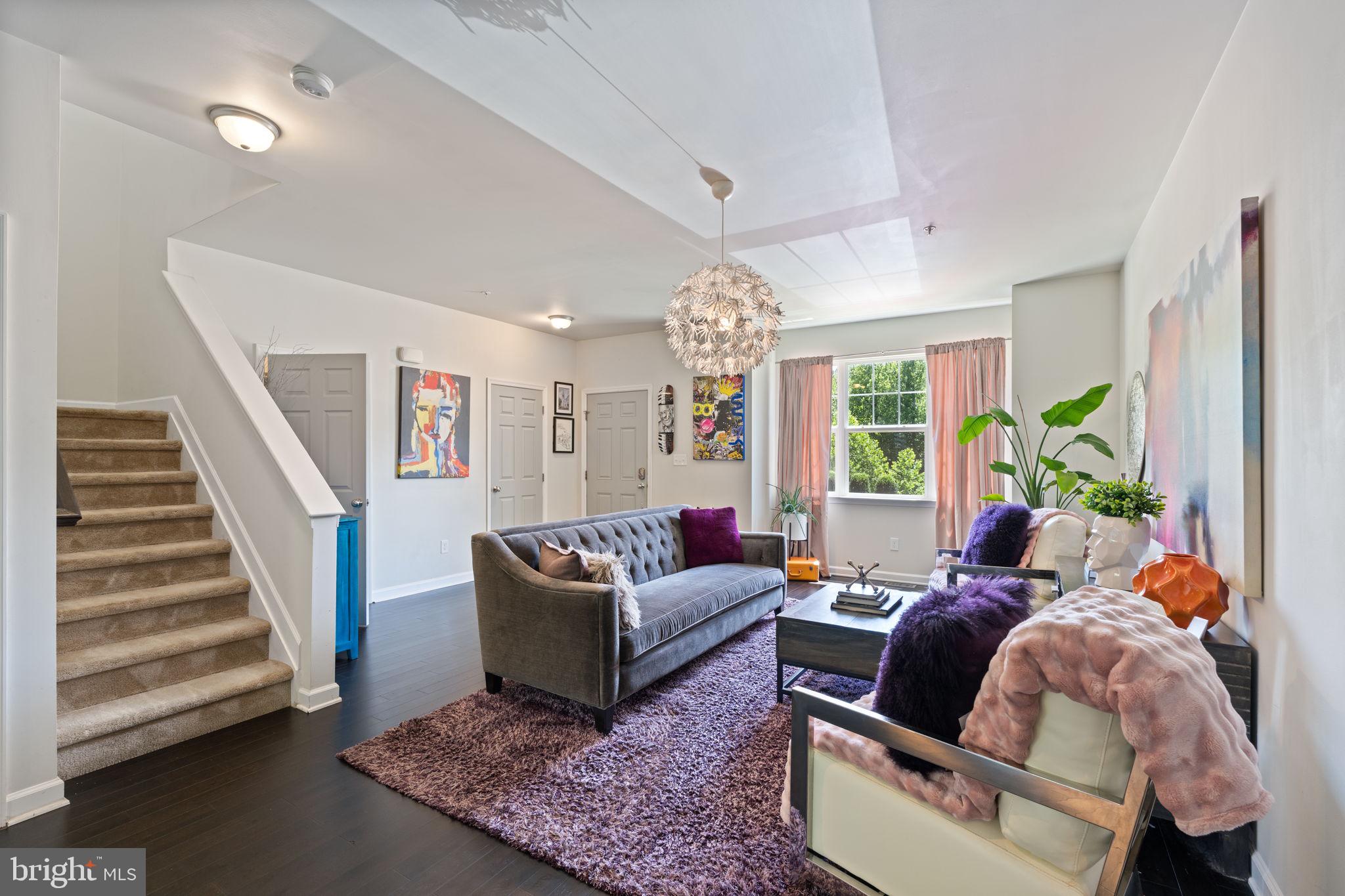 OAK TREE LANDING - Residential