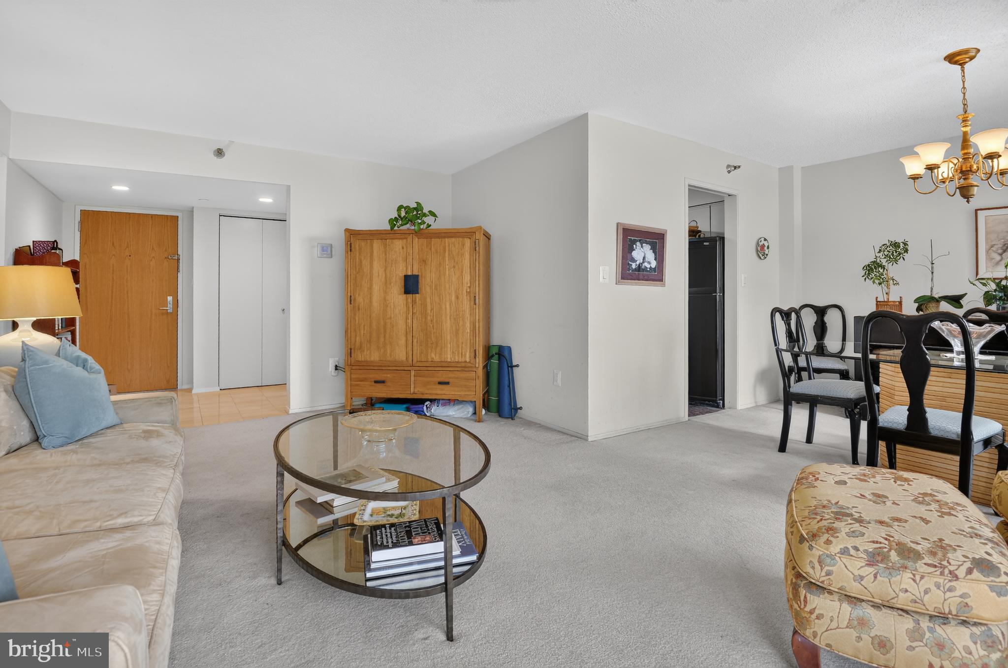 ENCORE OF MCLEAN - Residential