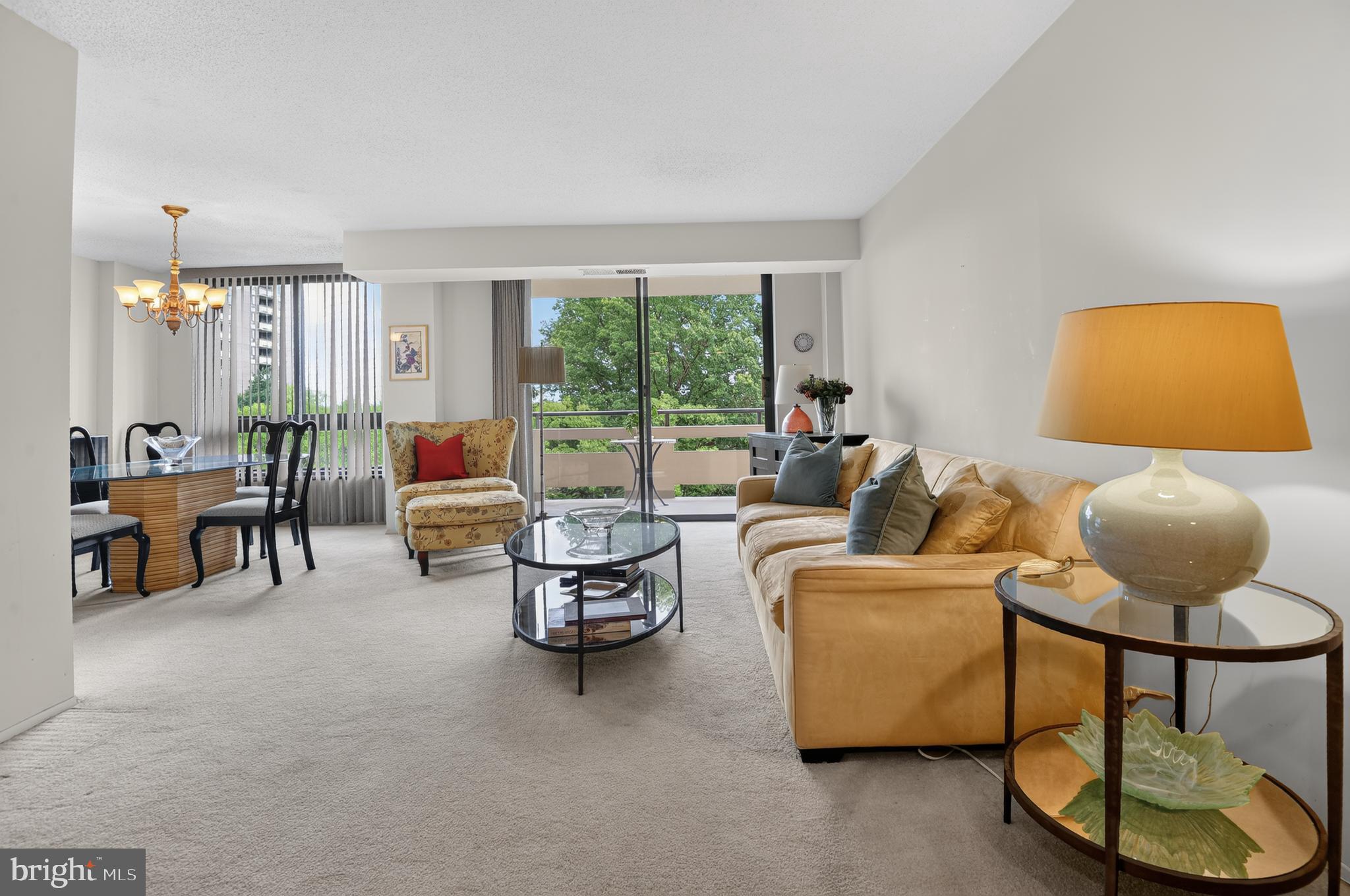 ENCORE OF MCLEAN - Residential