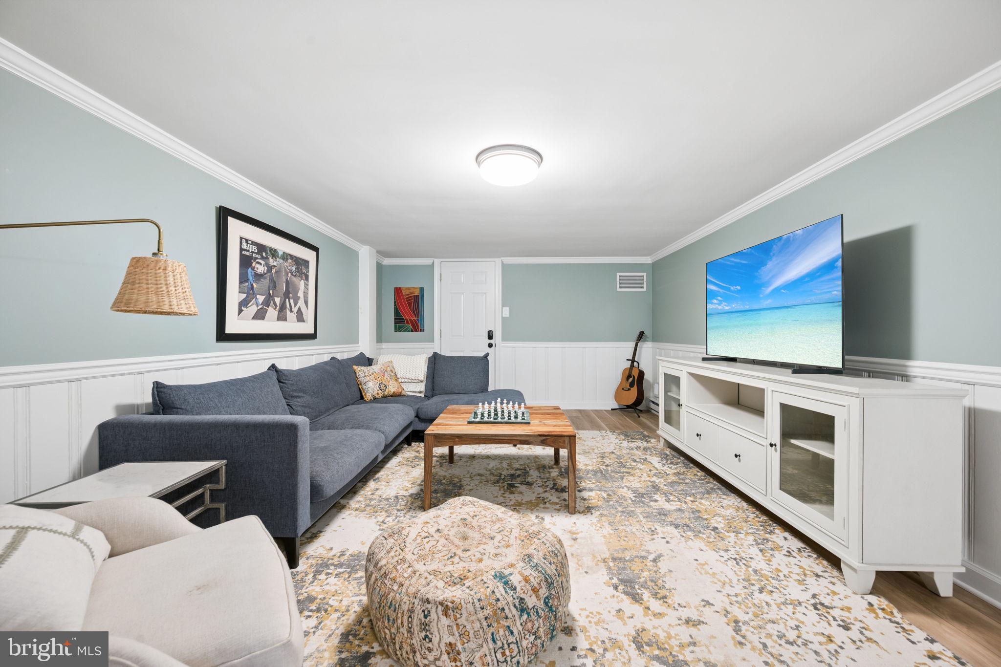 FREDERICK VILLAGE - Residential