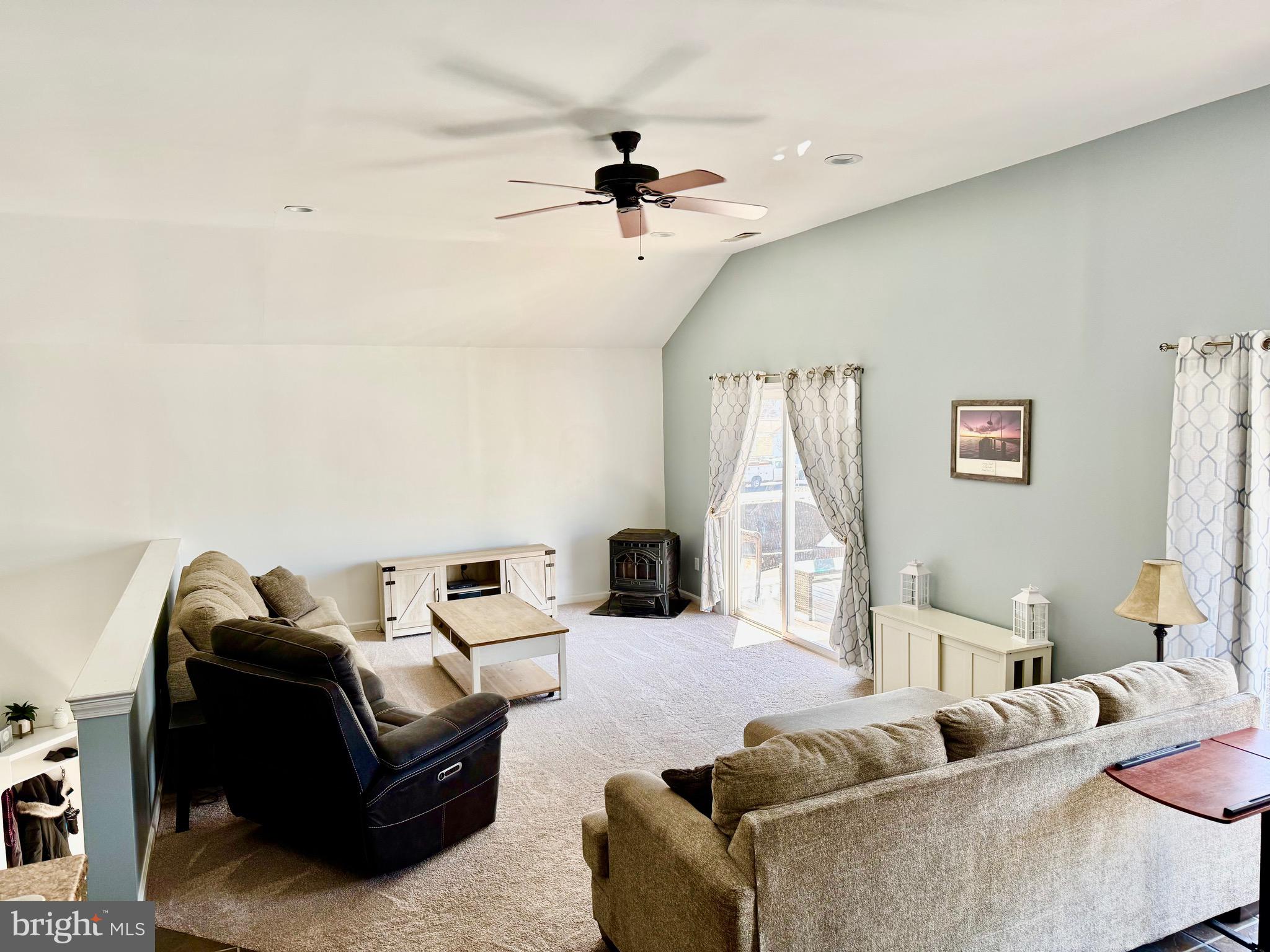 ANGOLA BY THE BAY - Residential