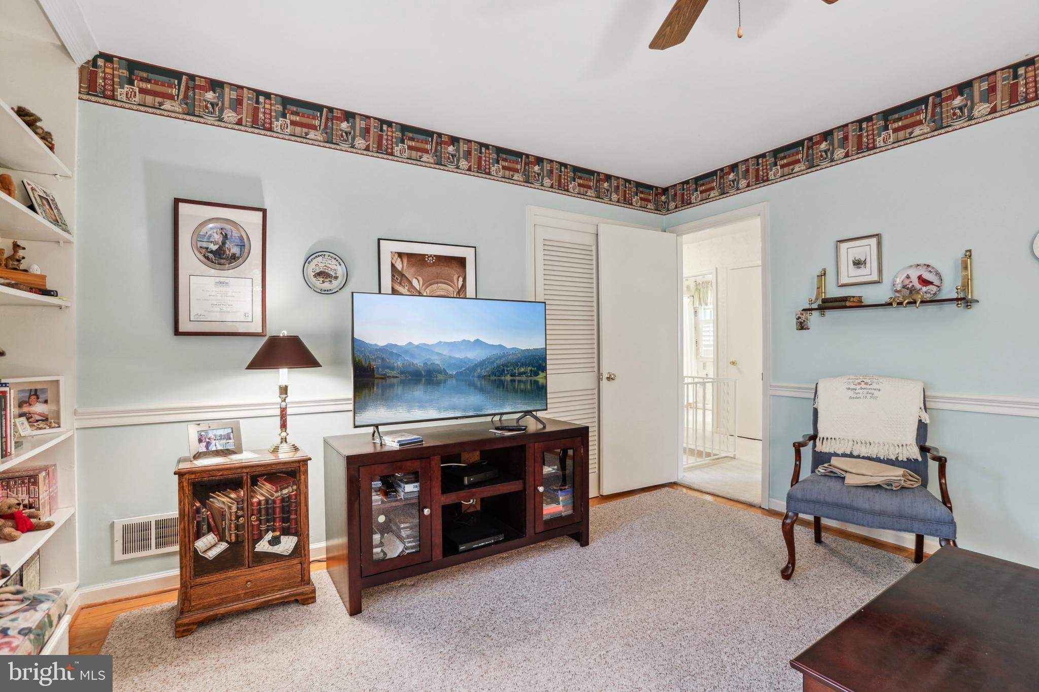 MANTUA HILLS - Residential
