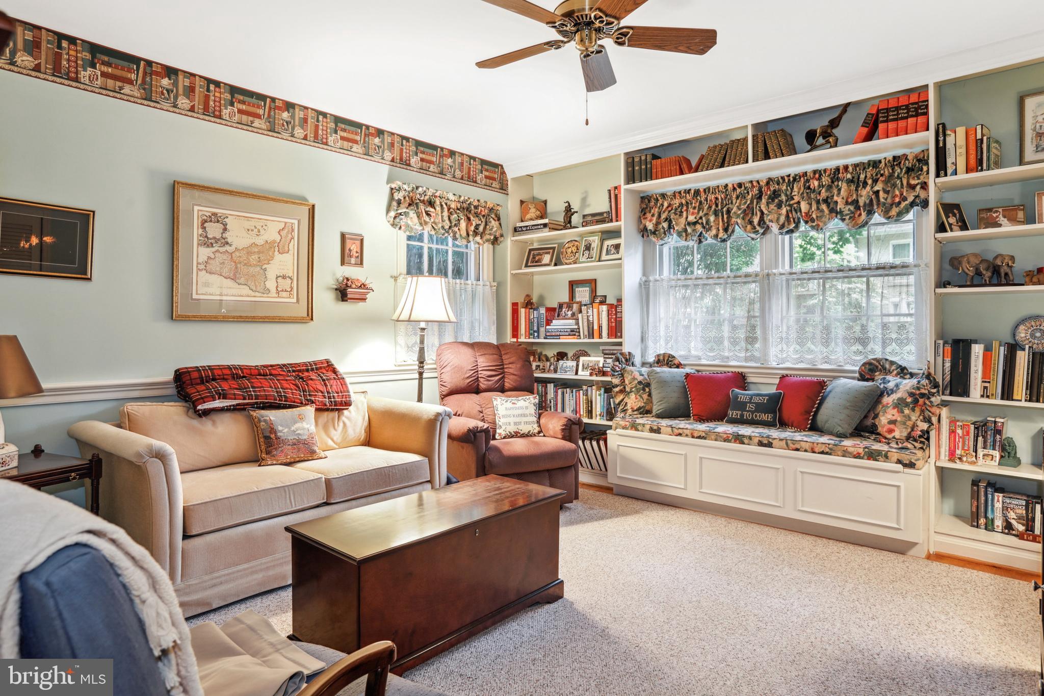 MANTUA HILLS - Residential
