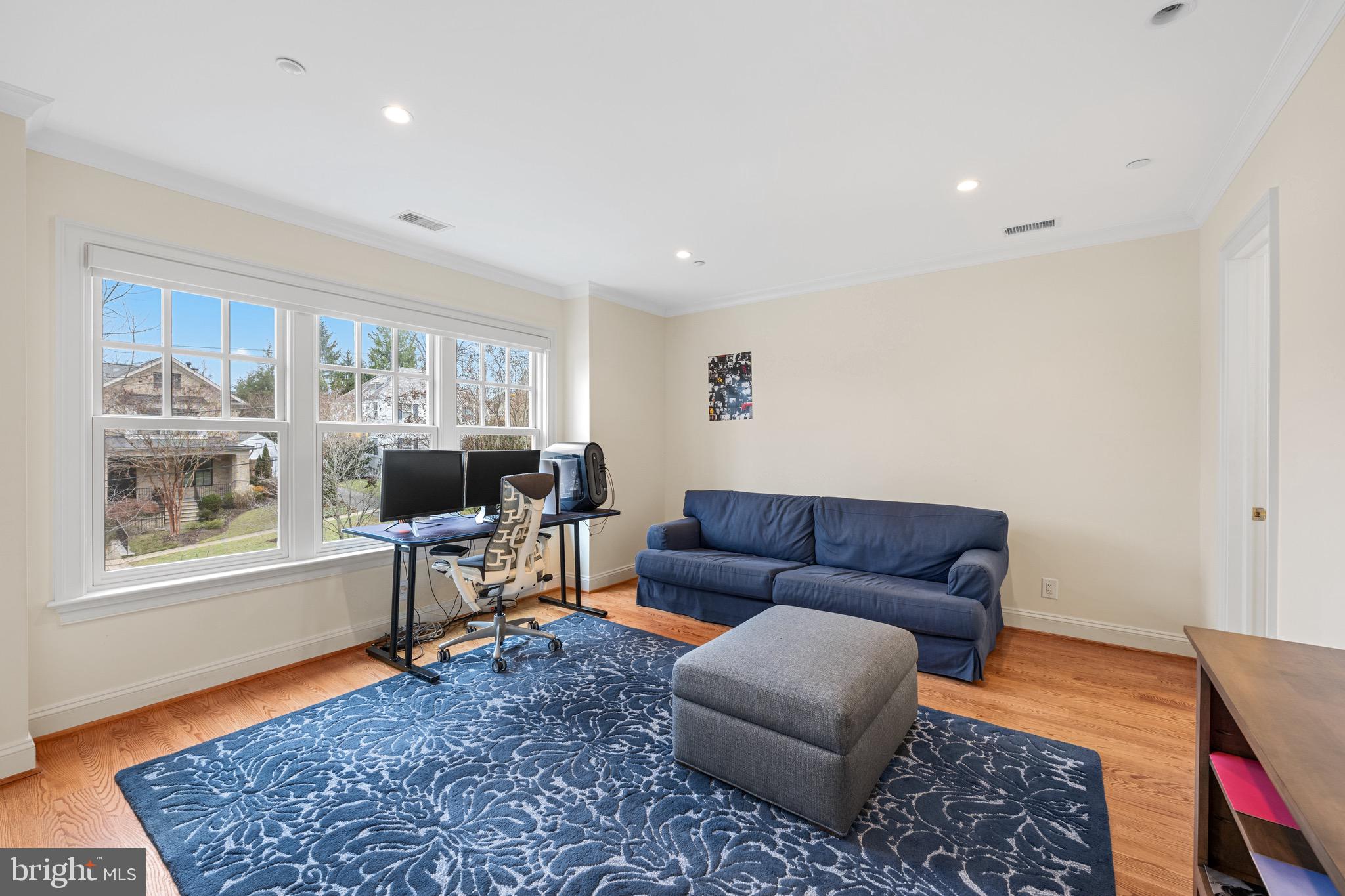 WEST CHEVY CHASE HEIGHTS - Residential