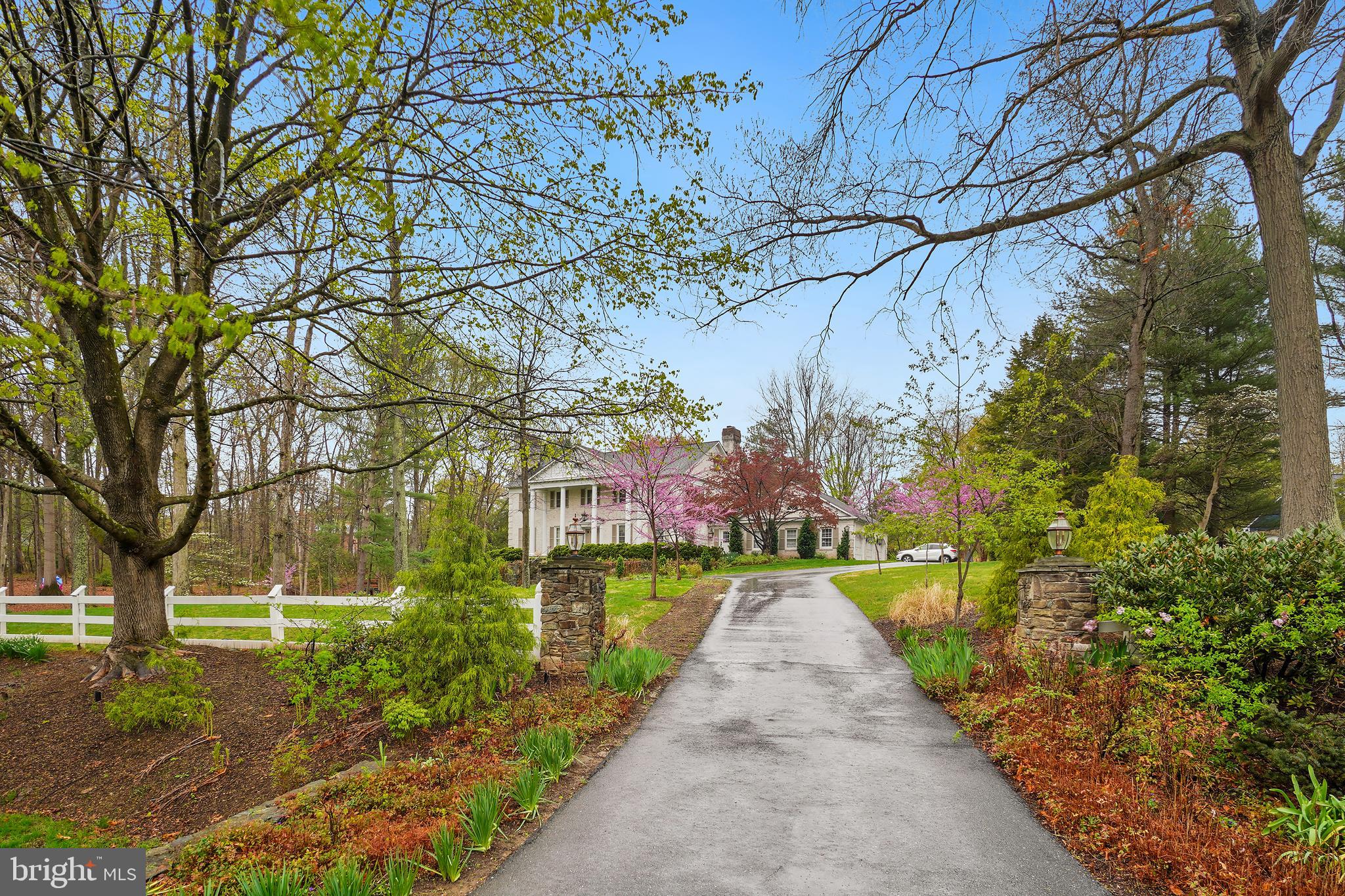 LAKE POTOMAC - Residential