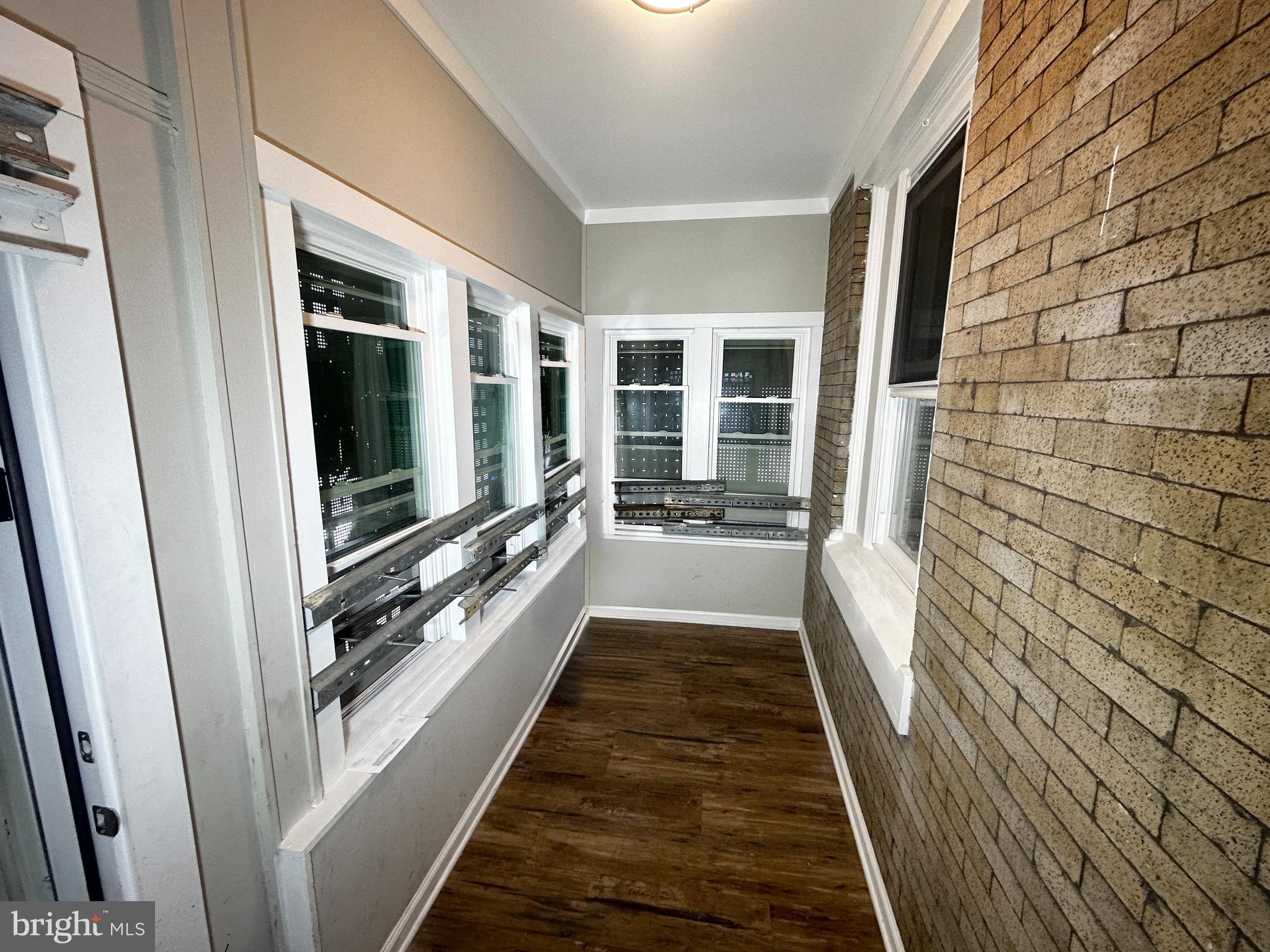 BRIDESBURG - Residential