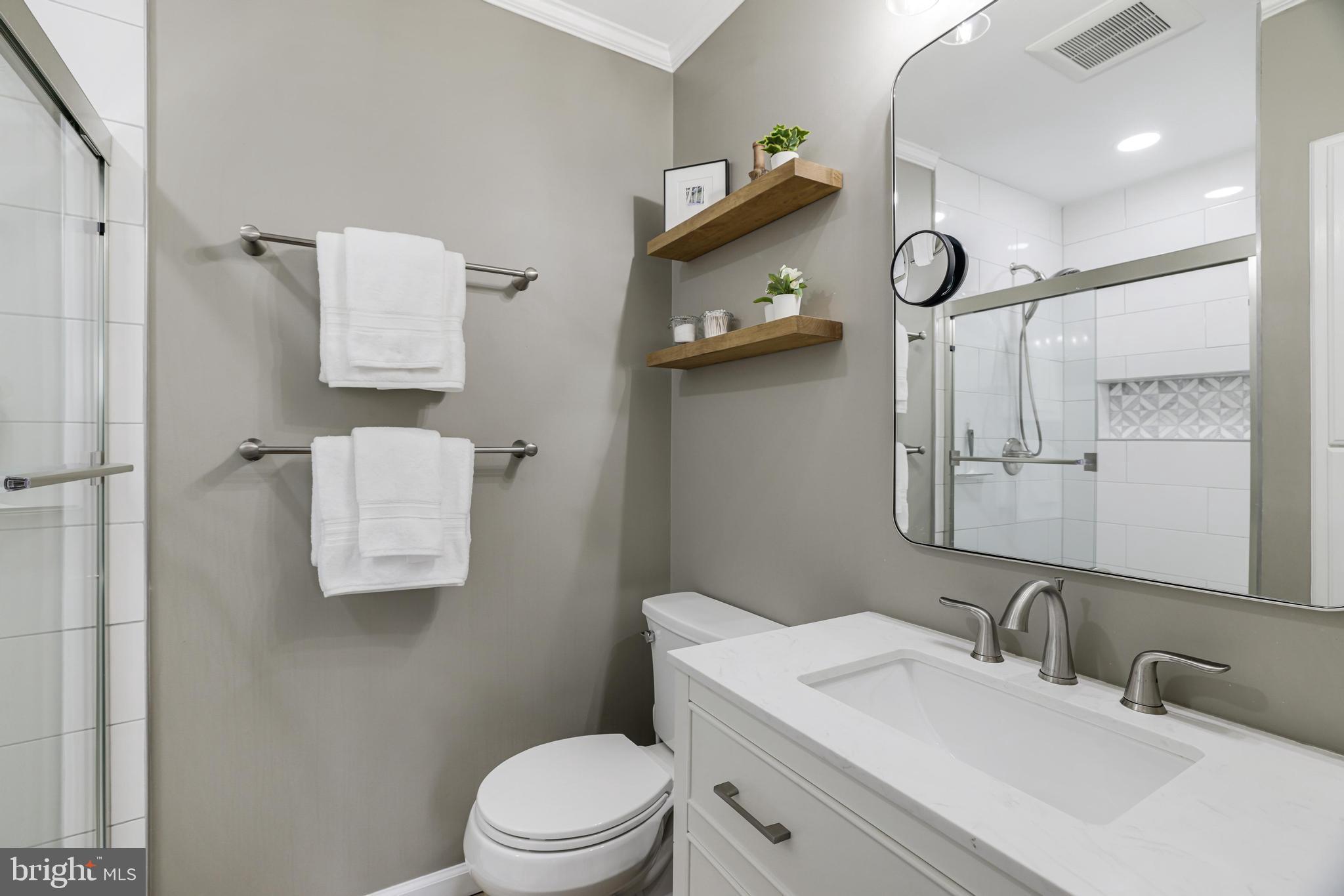 GLENBROOKE WOODS - Residential