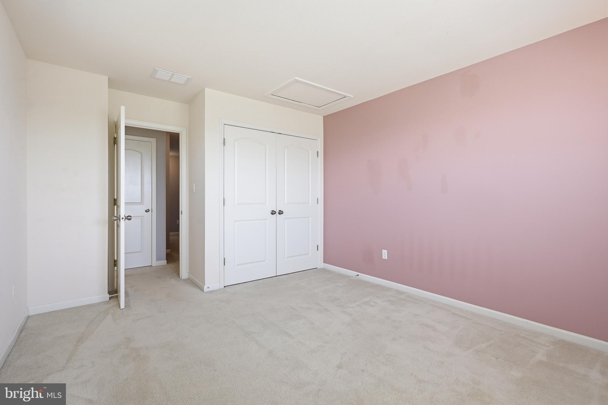 HYETTS CROSSING - Residential