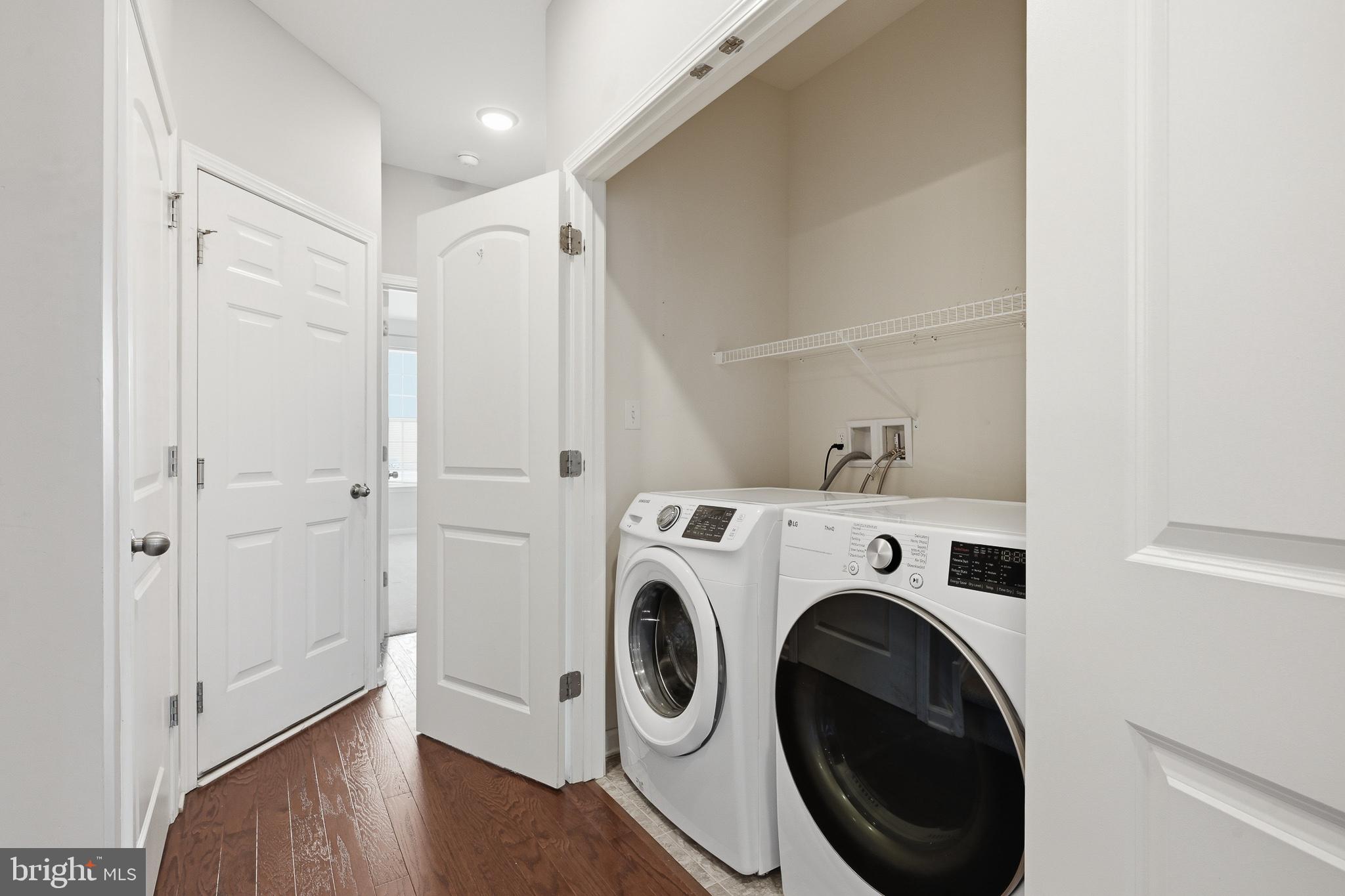 HYETTS CROSSING - Residential