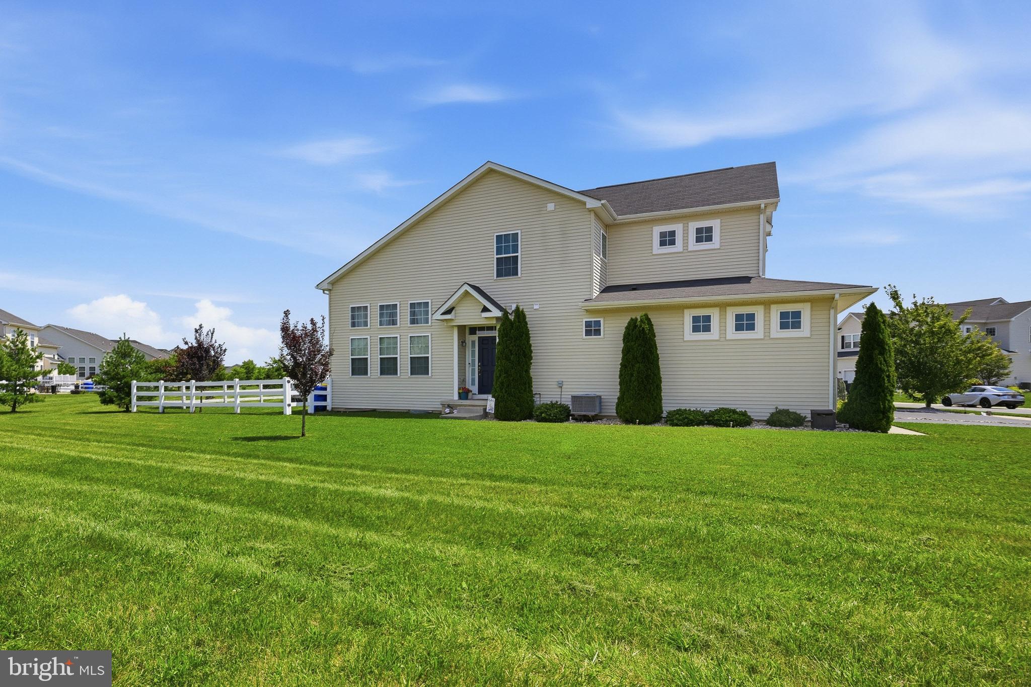 HYETTS CROSSING - Residential
