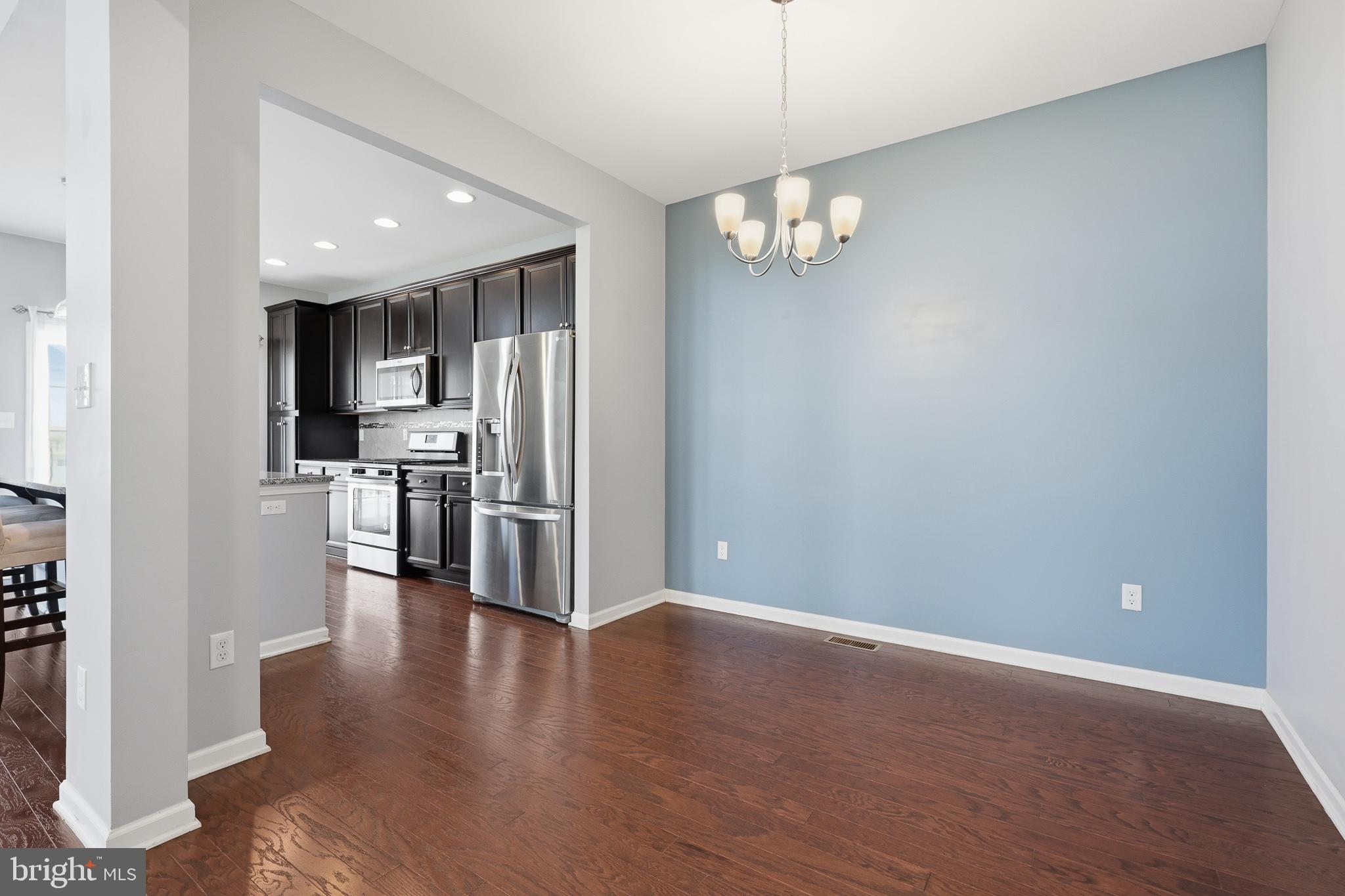 HYETTS CROSSING - Residential