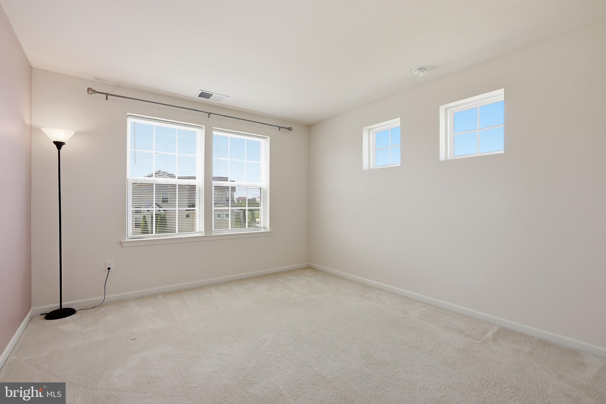 HYETTS CROSSING - Residential