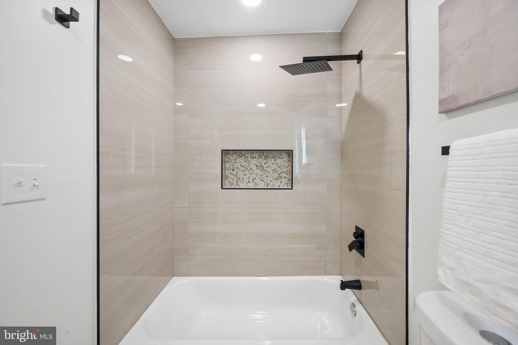 SANDTOWN-WINCHESTER - Residential