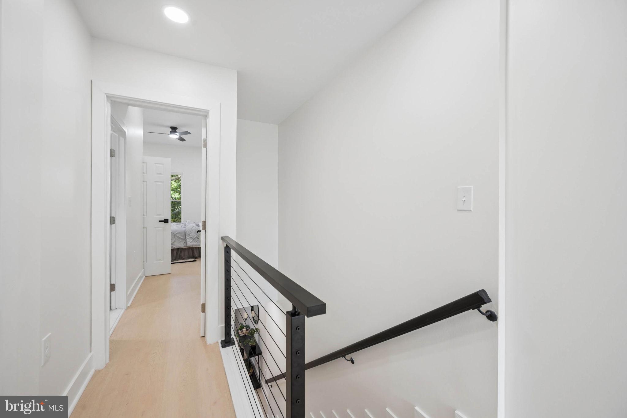 SANDTOWN-WINCHESTER - Residential